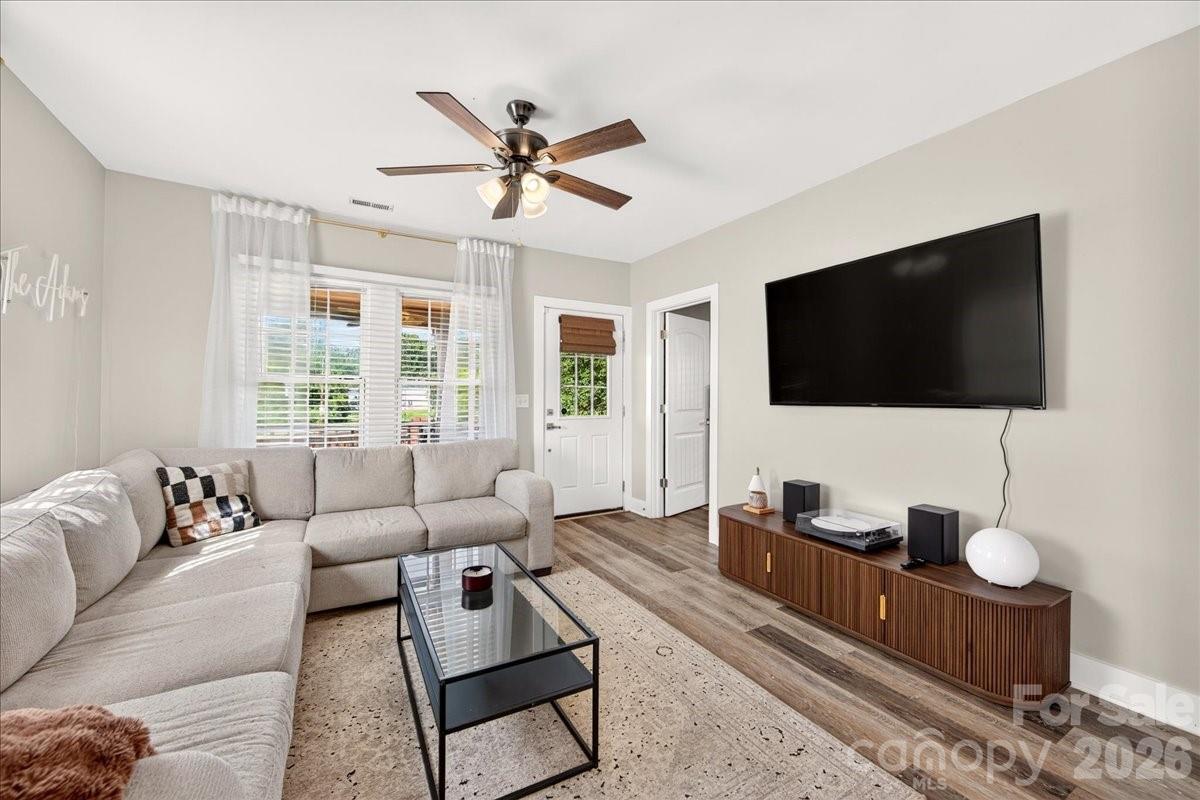 3331 Tuckaseegee Road — Charlotte