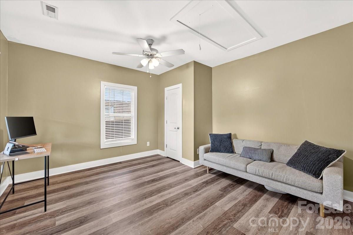 3331 Tuckaseegee Road — Charlotte