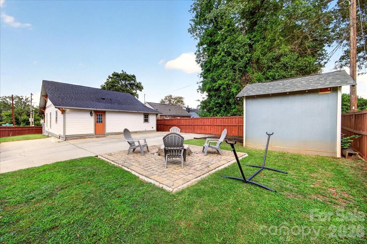 3331 Tuckaseegee Road — Charlotte