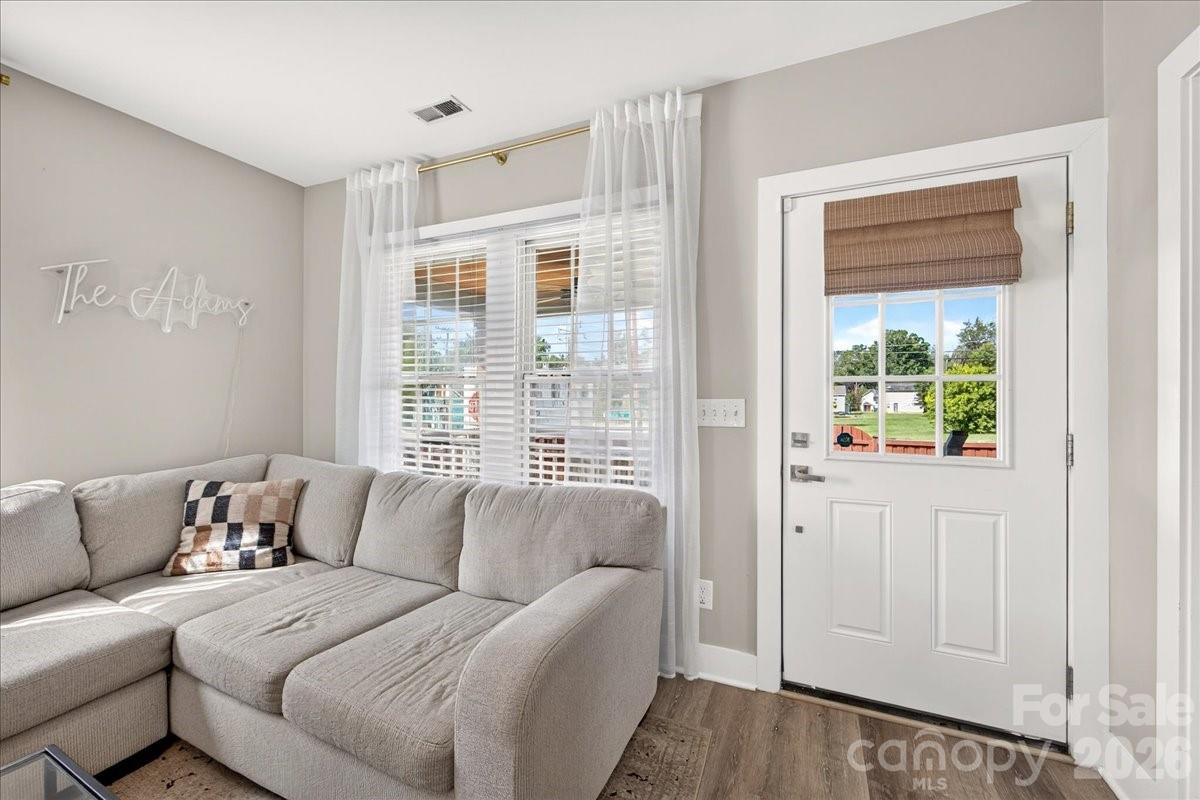 3331 Tuckaseegee Road — Charlotte