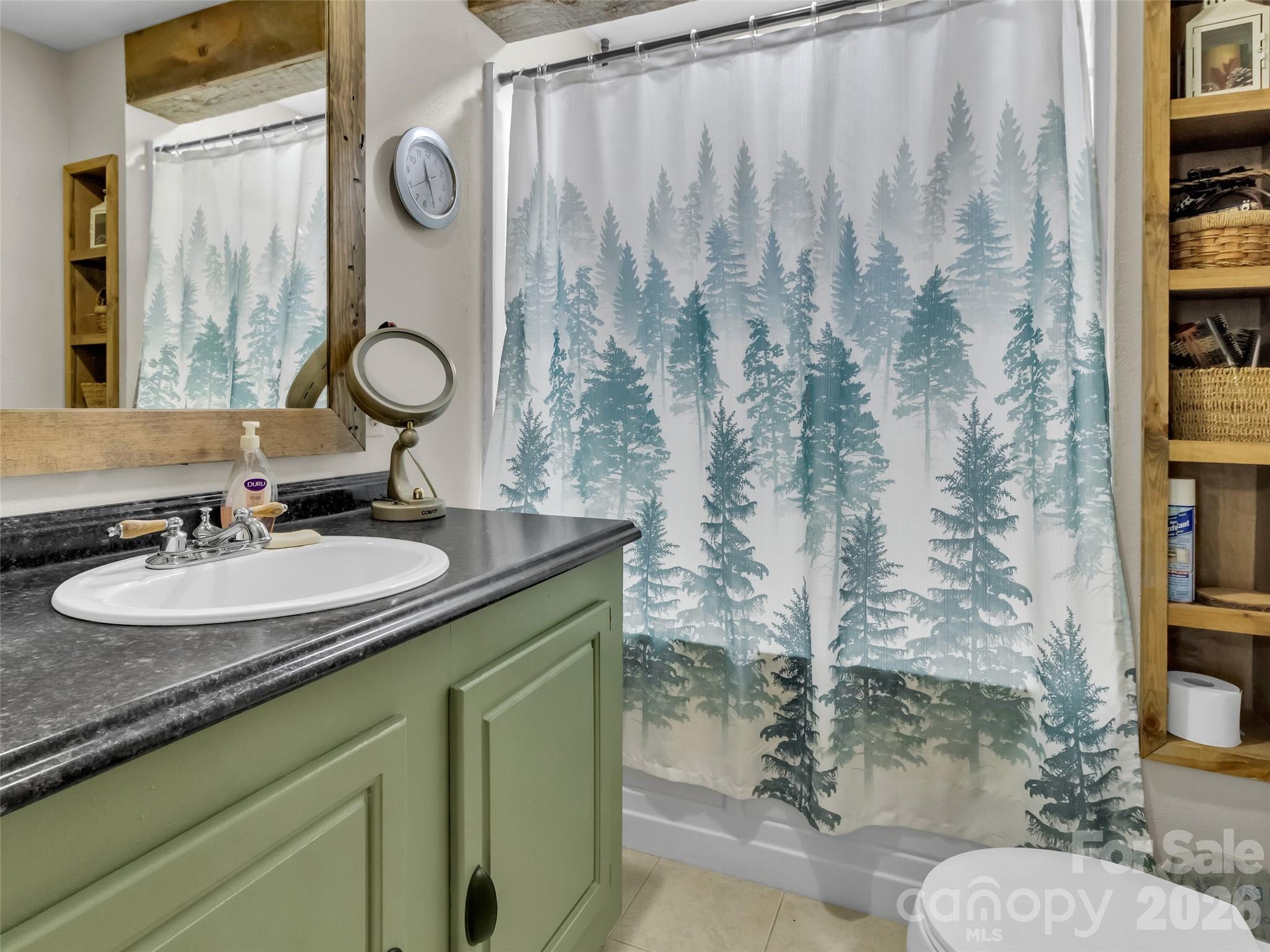 555 Acres View Drive — Waynesville