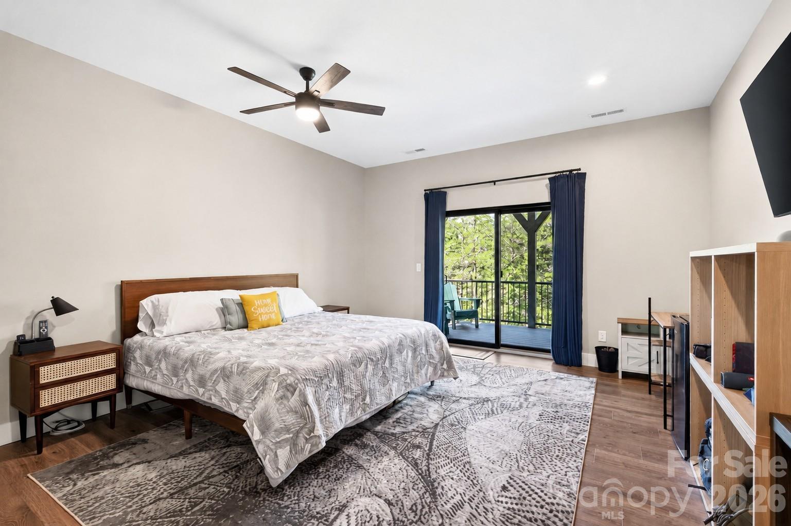 75 Boone Trail — Weaverville