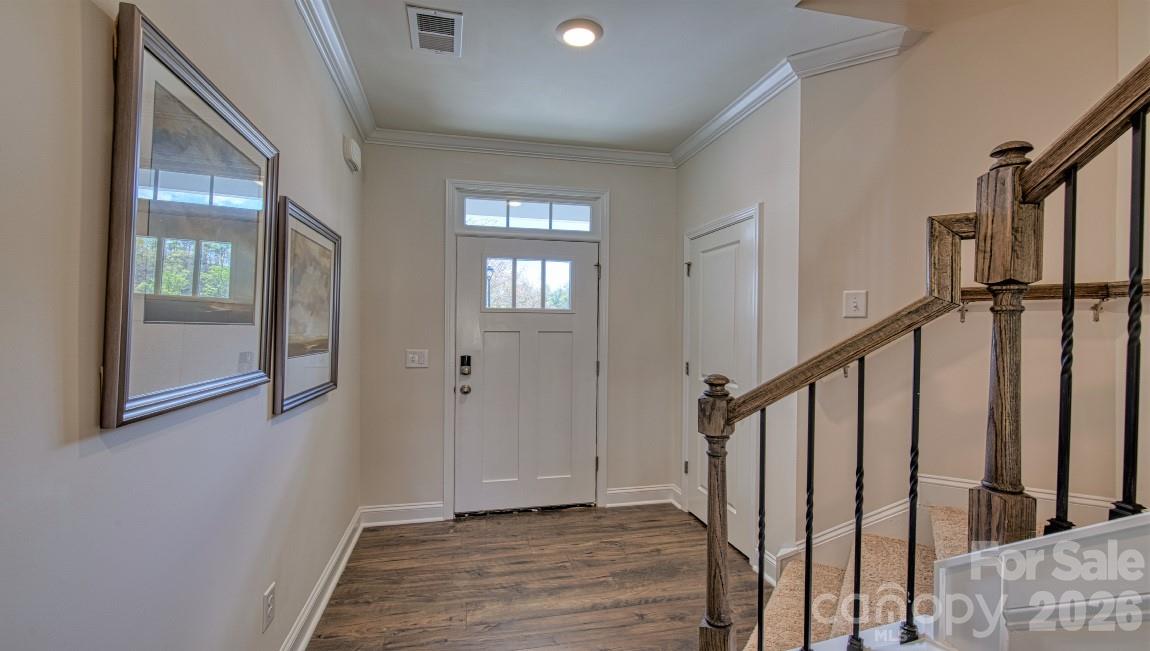 54 Creekview Road — Hendersonville