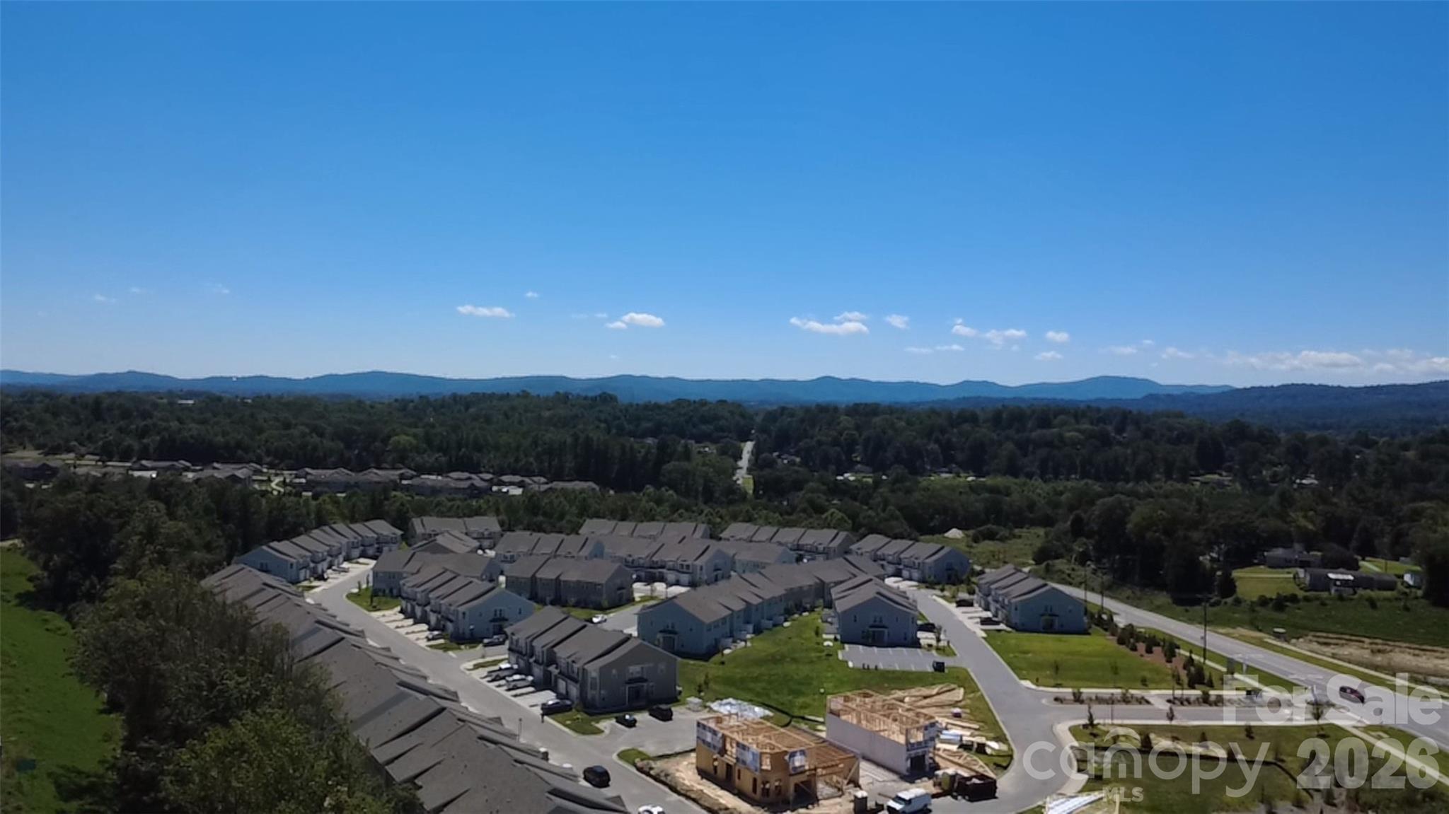 54 Creekview Road — Hendersonville
