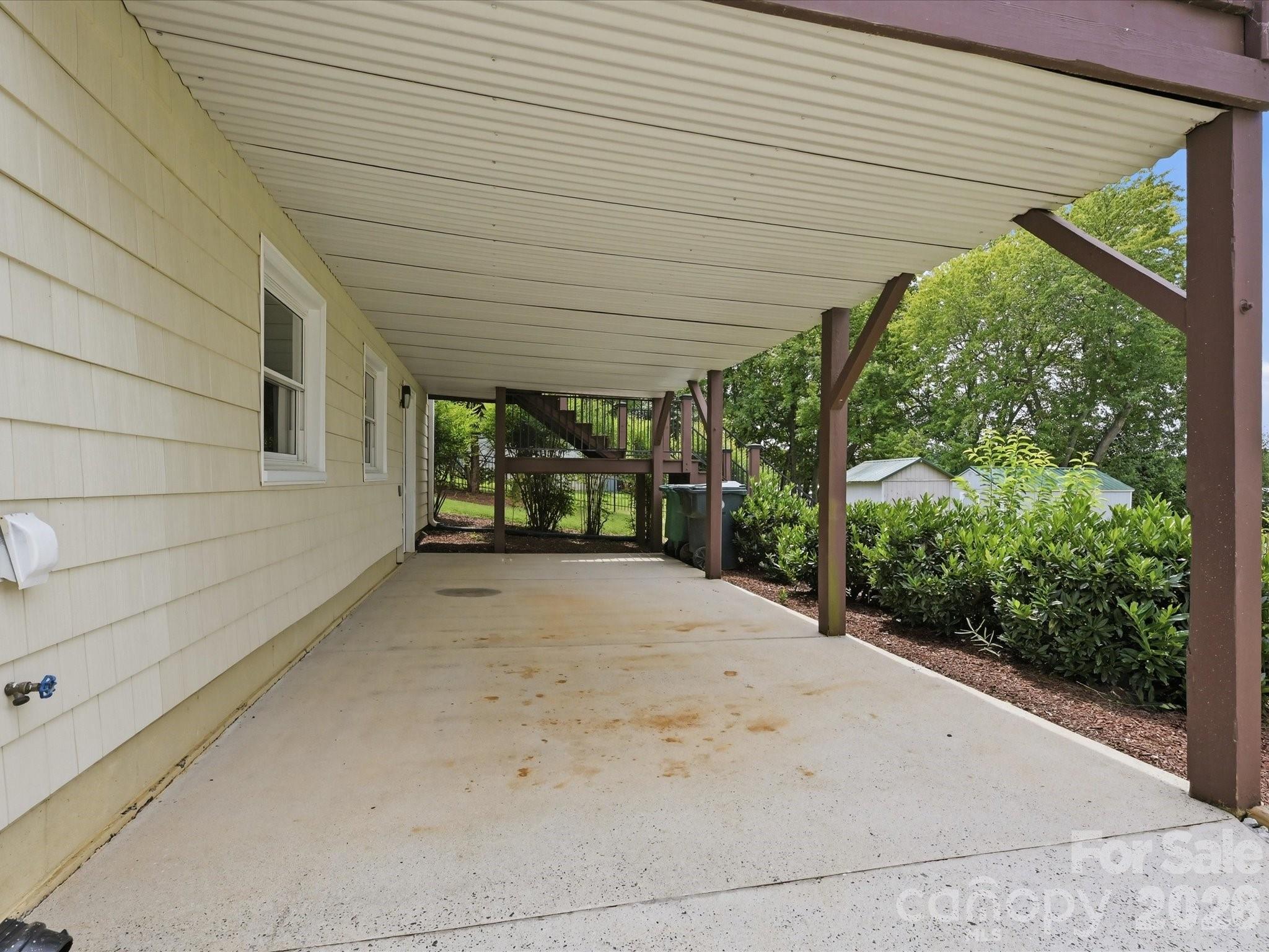 20845 Lagoona Drive — Cornelius