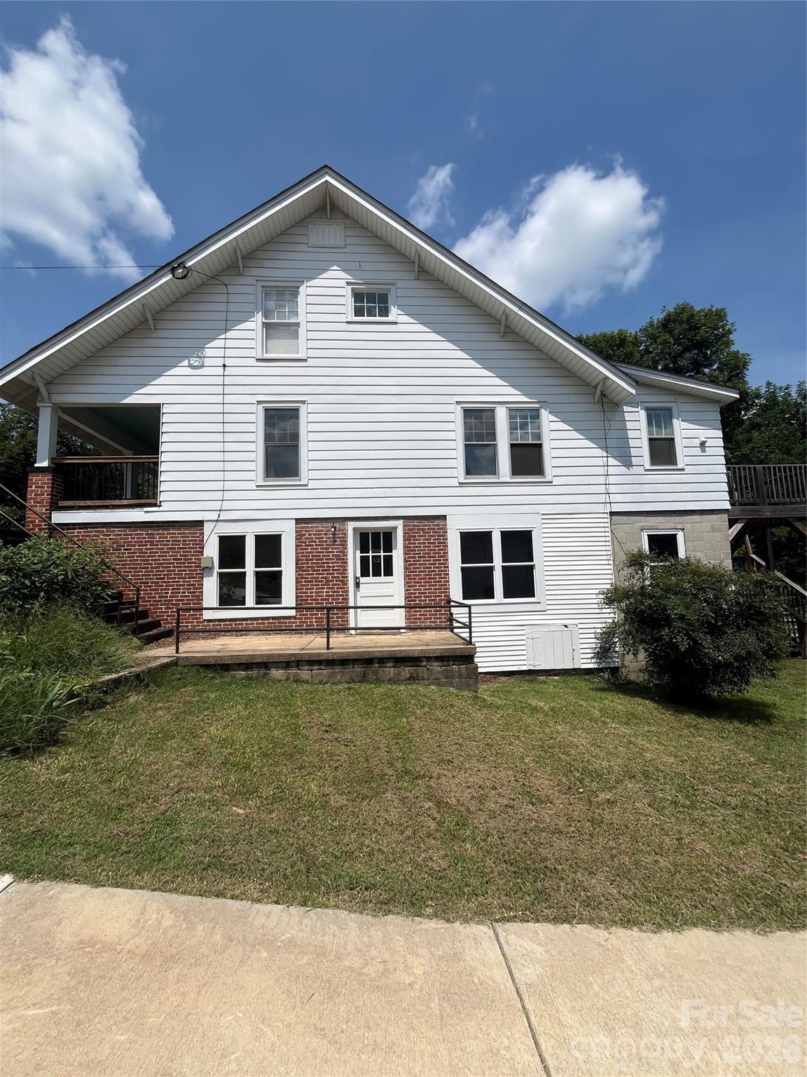 134 N 4th Street — Albemarle