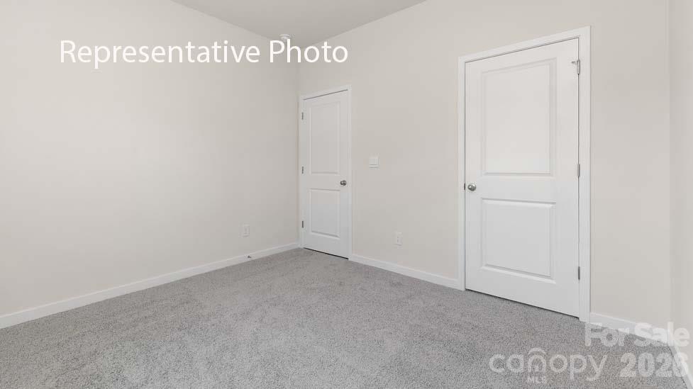 1141 Foxberry Lane — Maiden
