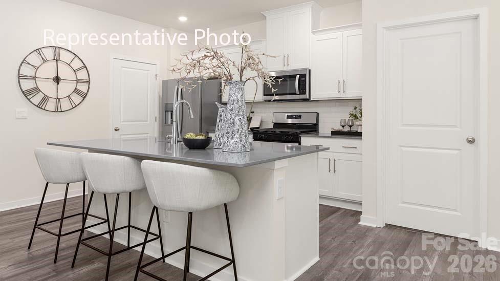 1141 Foxberry Lane — Maiden
