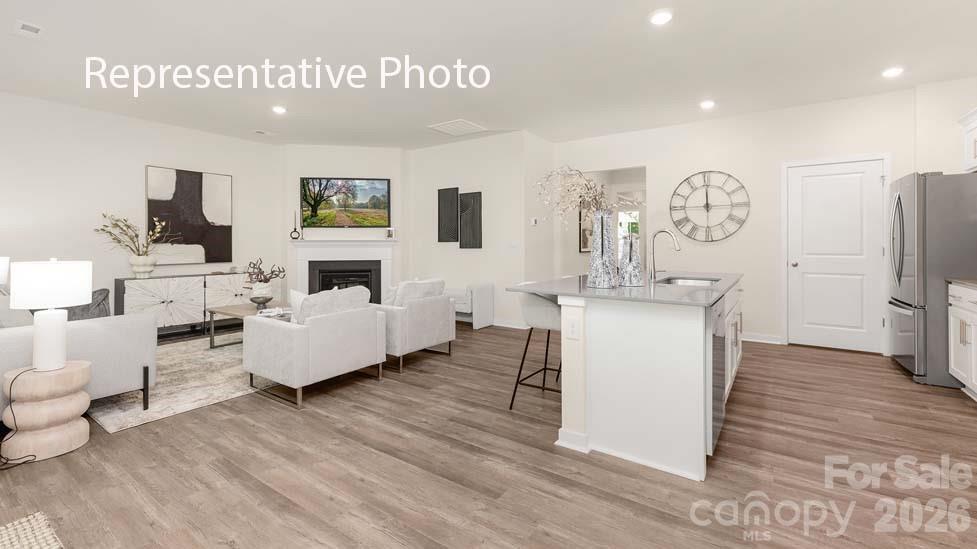 1141 Foxberry Lane — Maiden