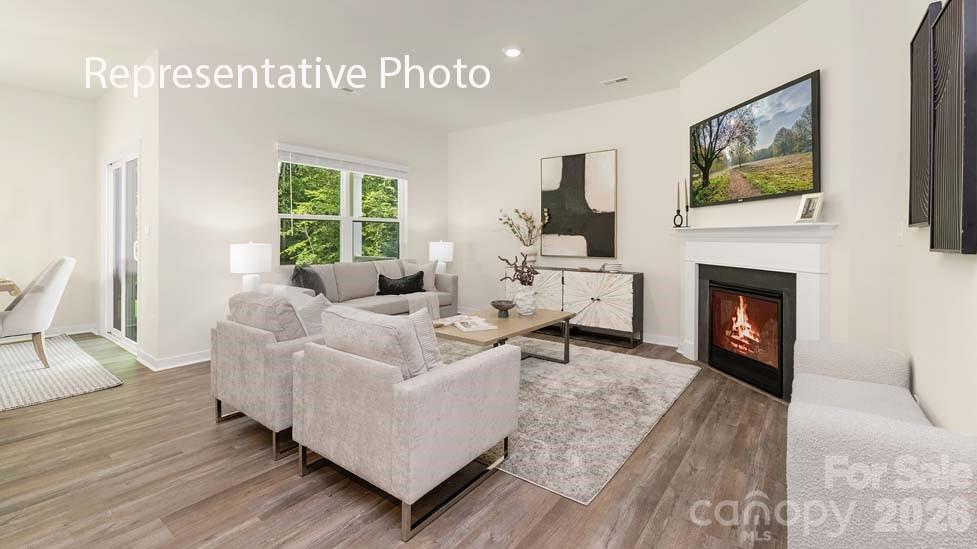 1141 Foxberry Lane — Maiden