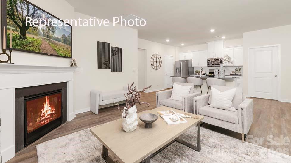 1141 Foxberry Lane — Maiden