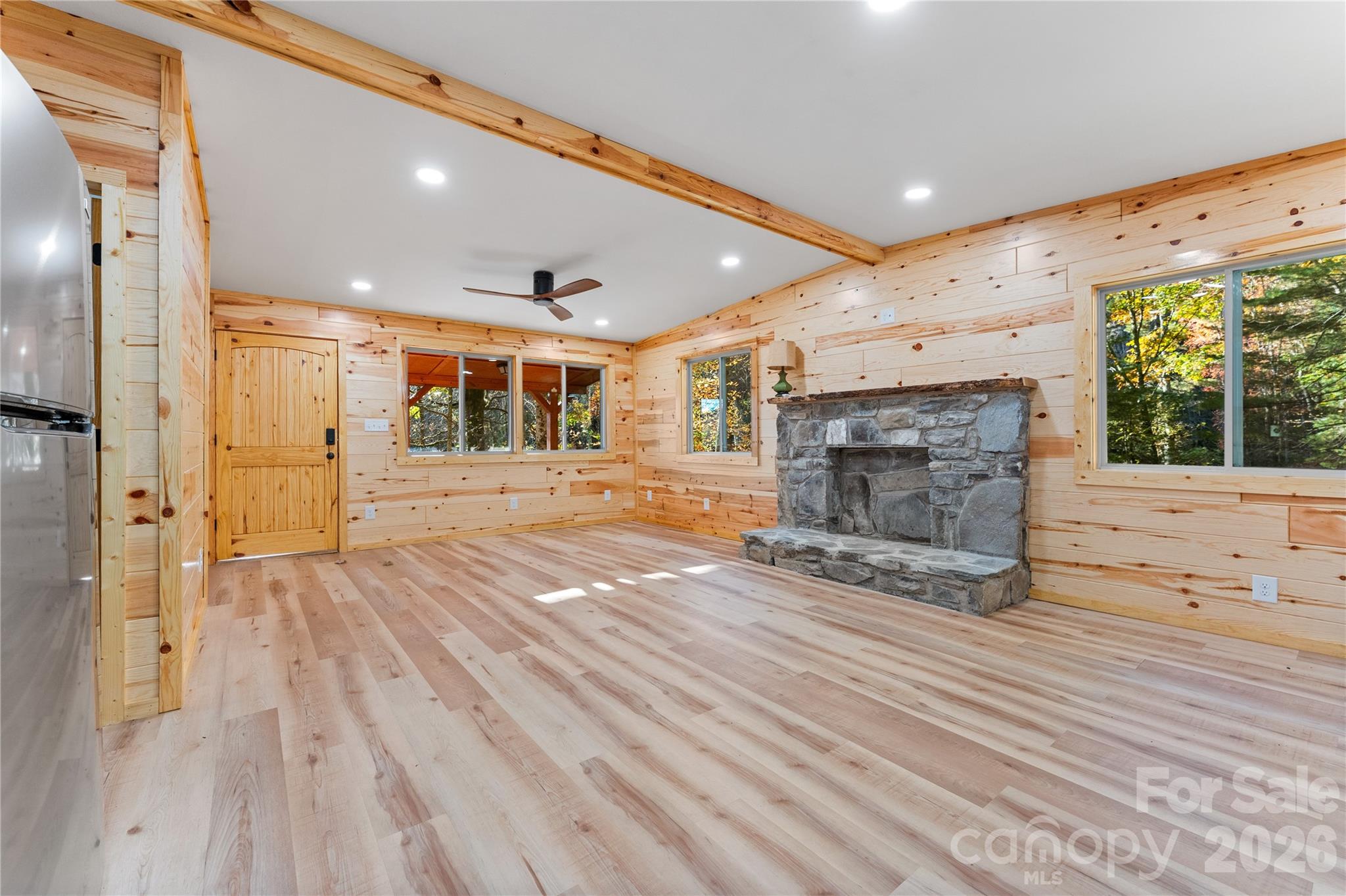 430 Long Branch Road — Maggie Valley