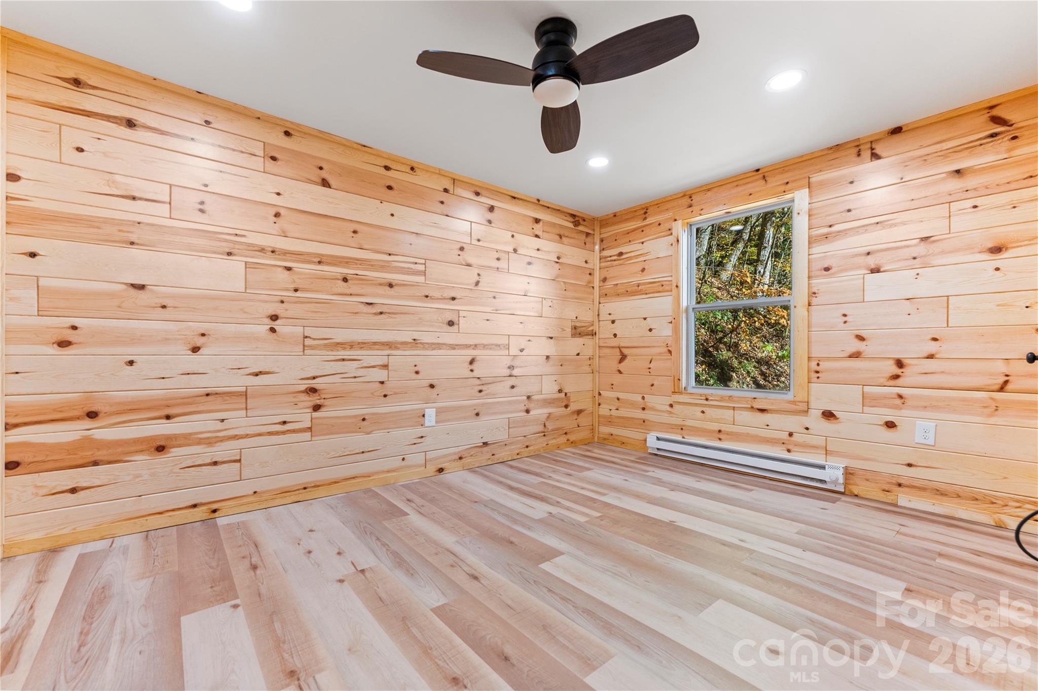 430 Long Branch Road — Maggie Valley