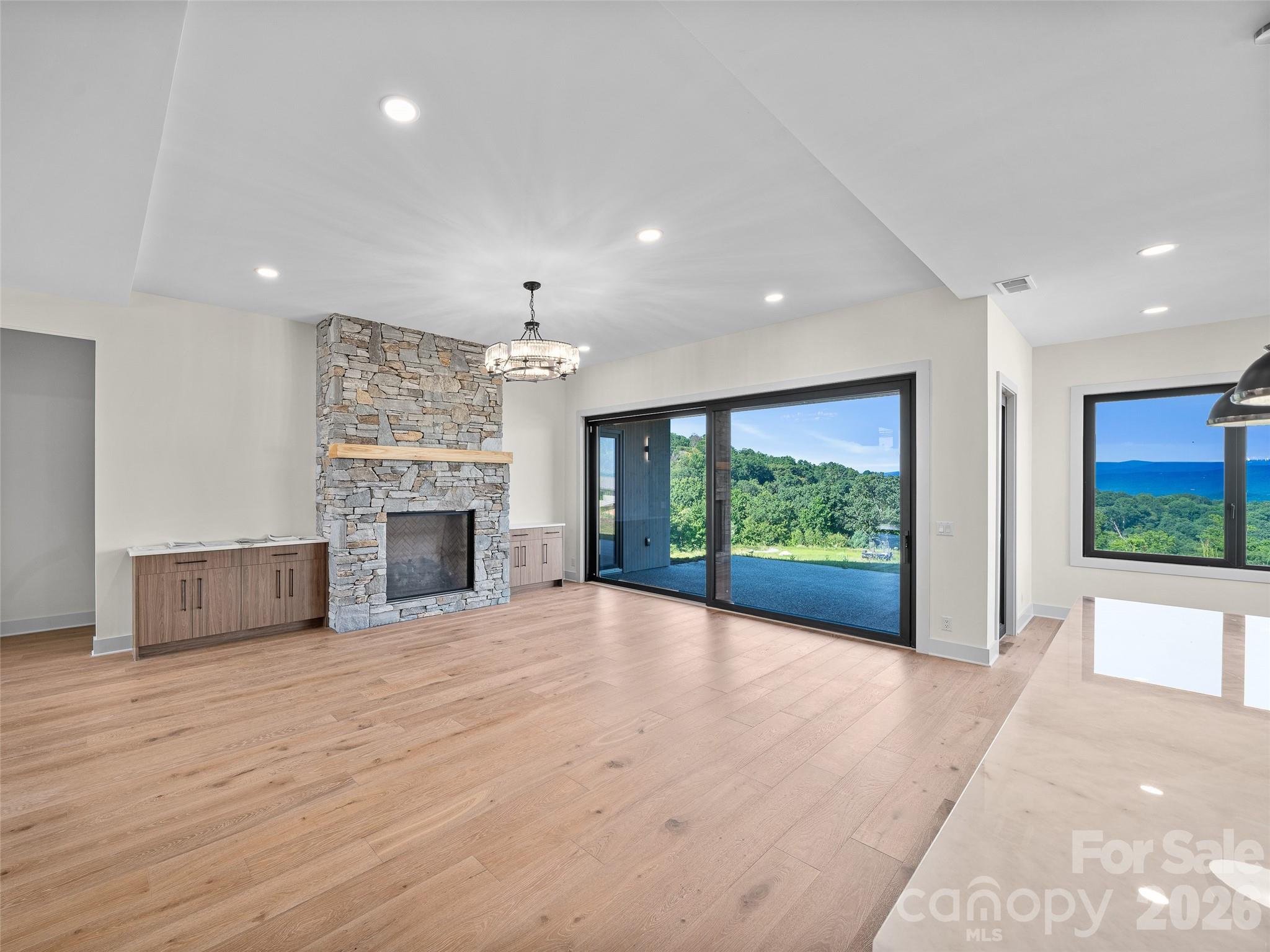 24 S Watchman Drive — Hendersonville
