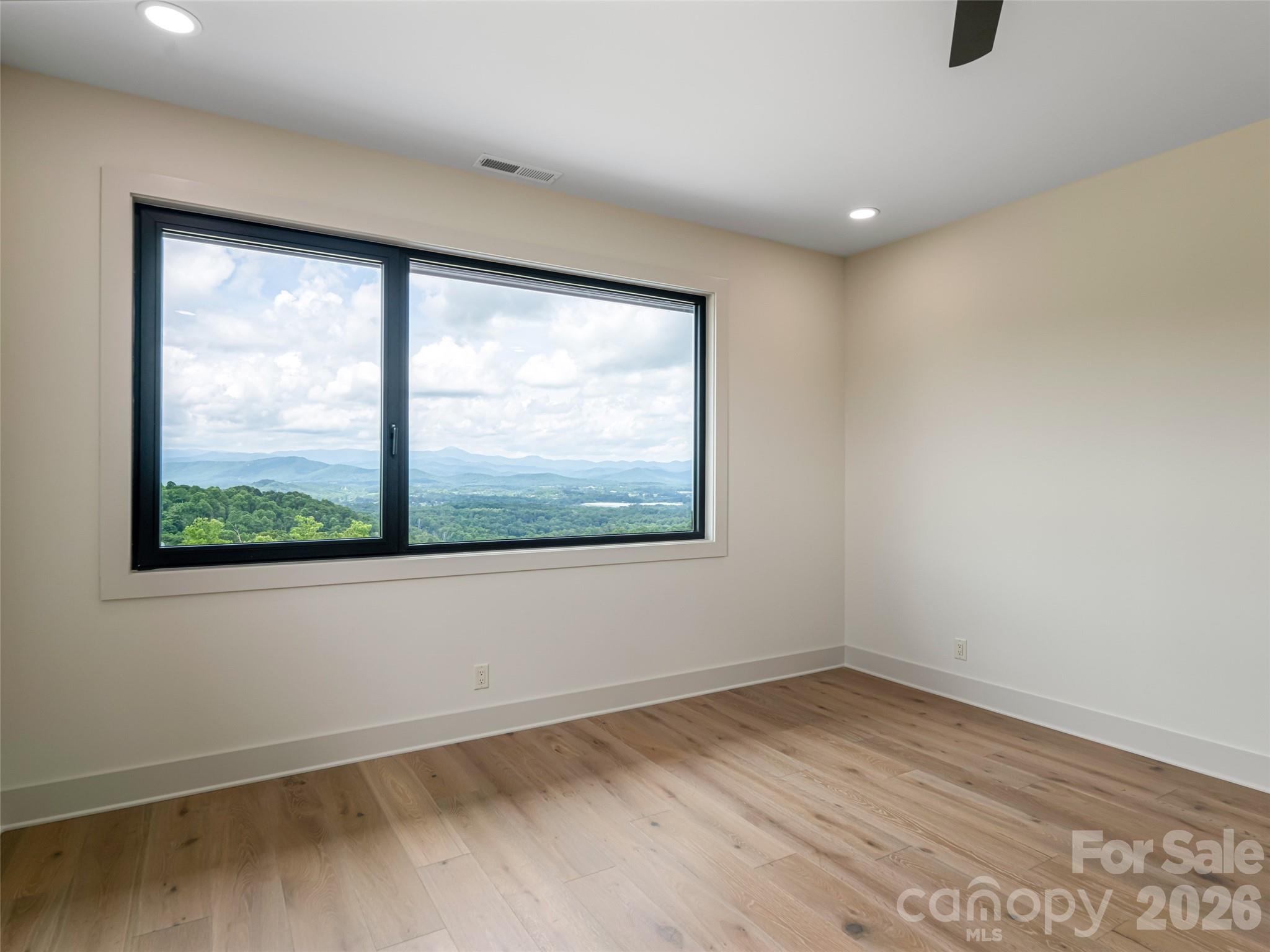 24 S Watchman Drive — Hendersonville