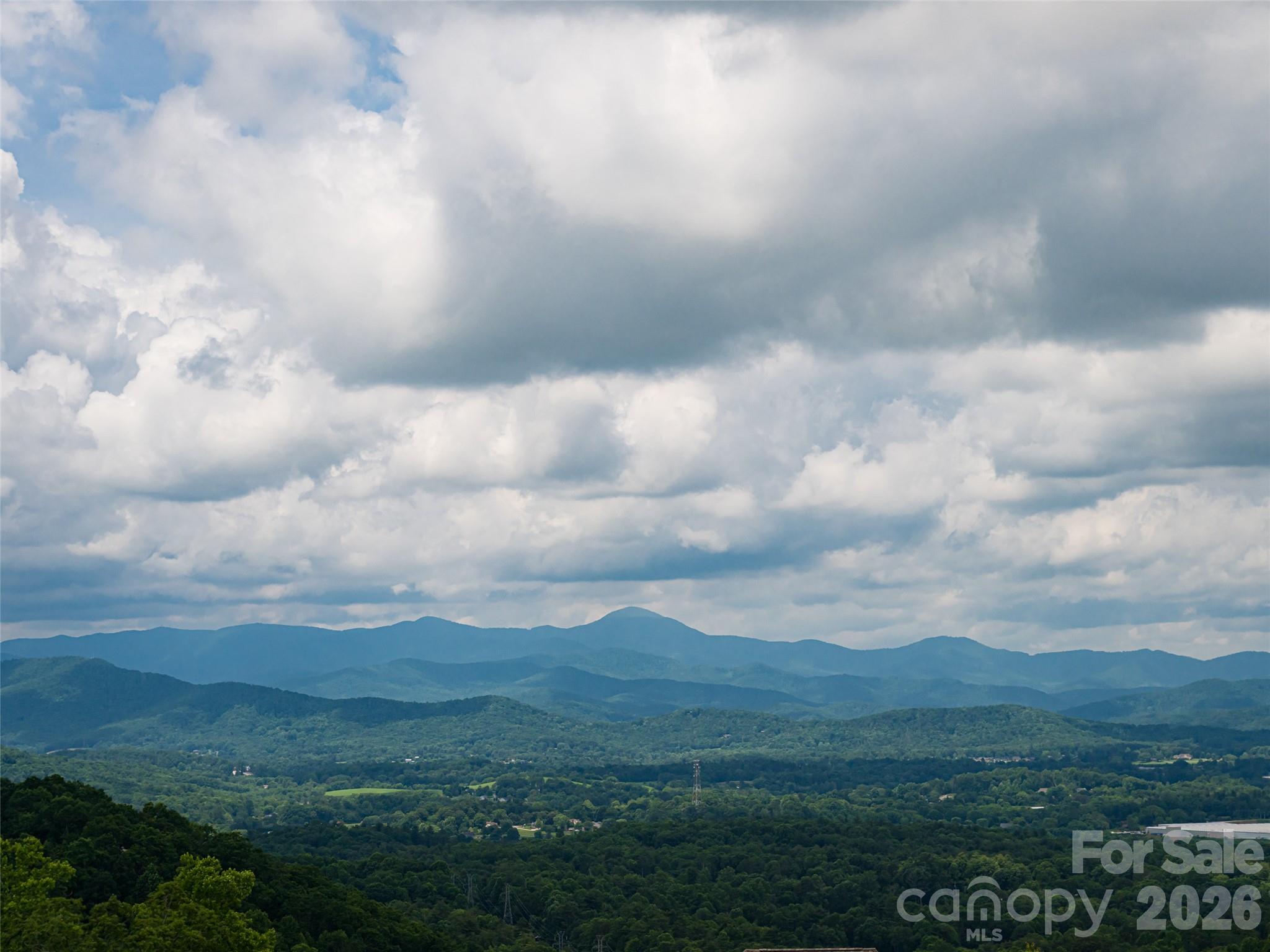 24 S Watchman Drive — Hendersonville
