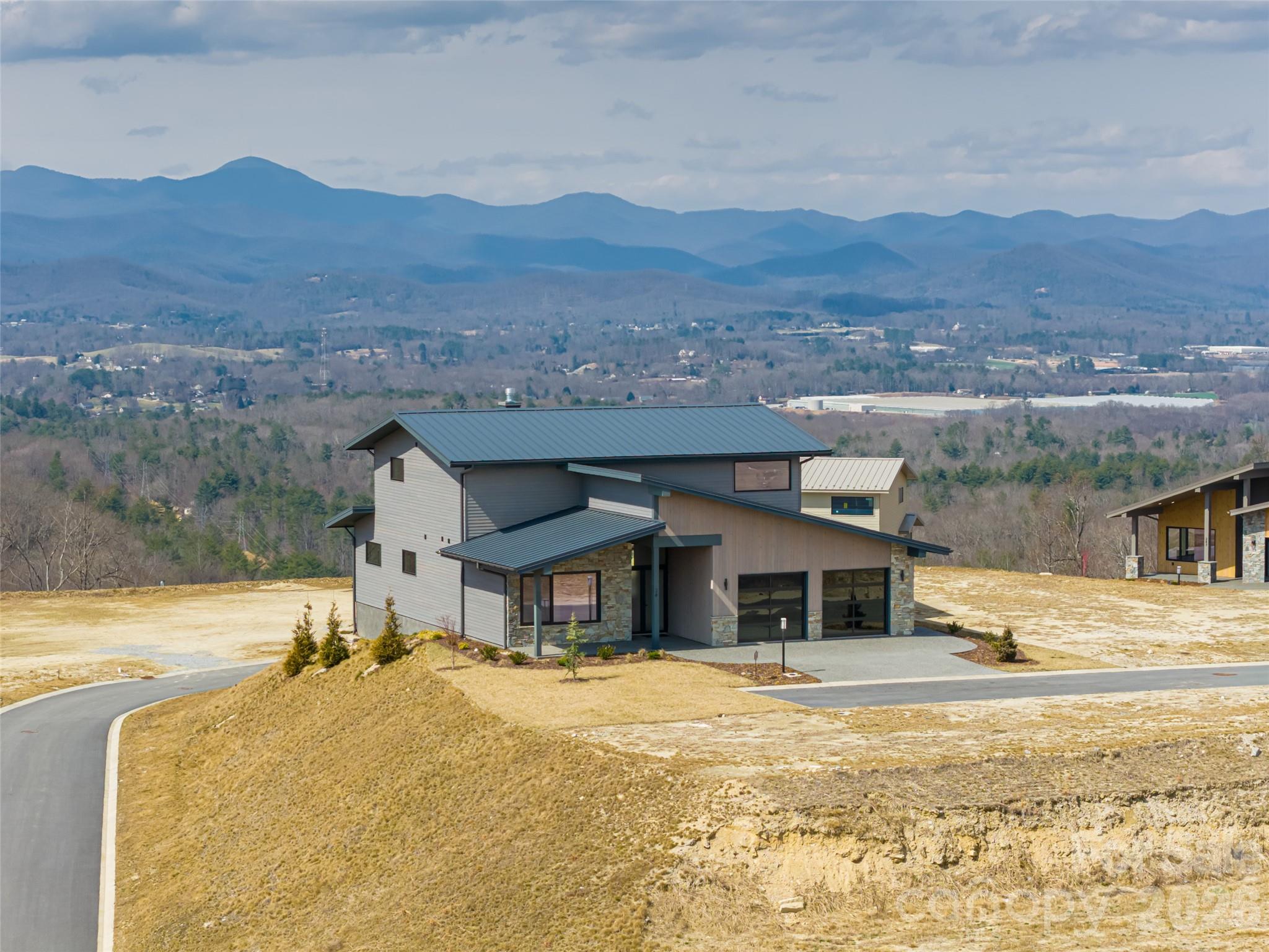 24 S Watchman Drive — Hendersonville