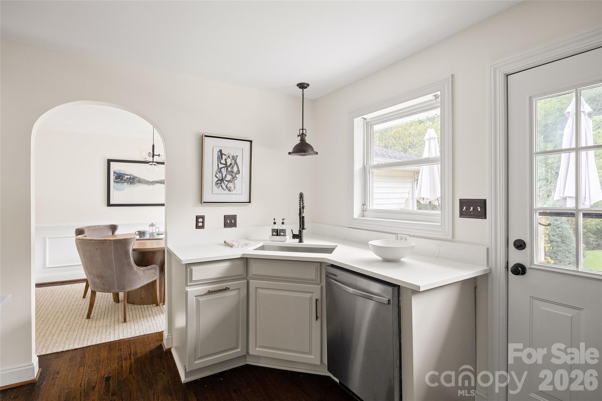 2215 Chatham Avenue — Charlotte