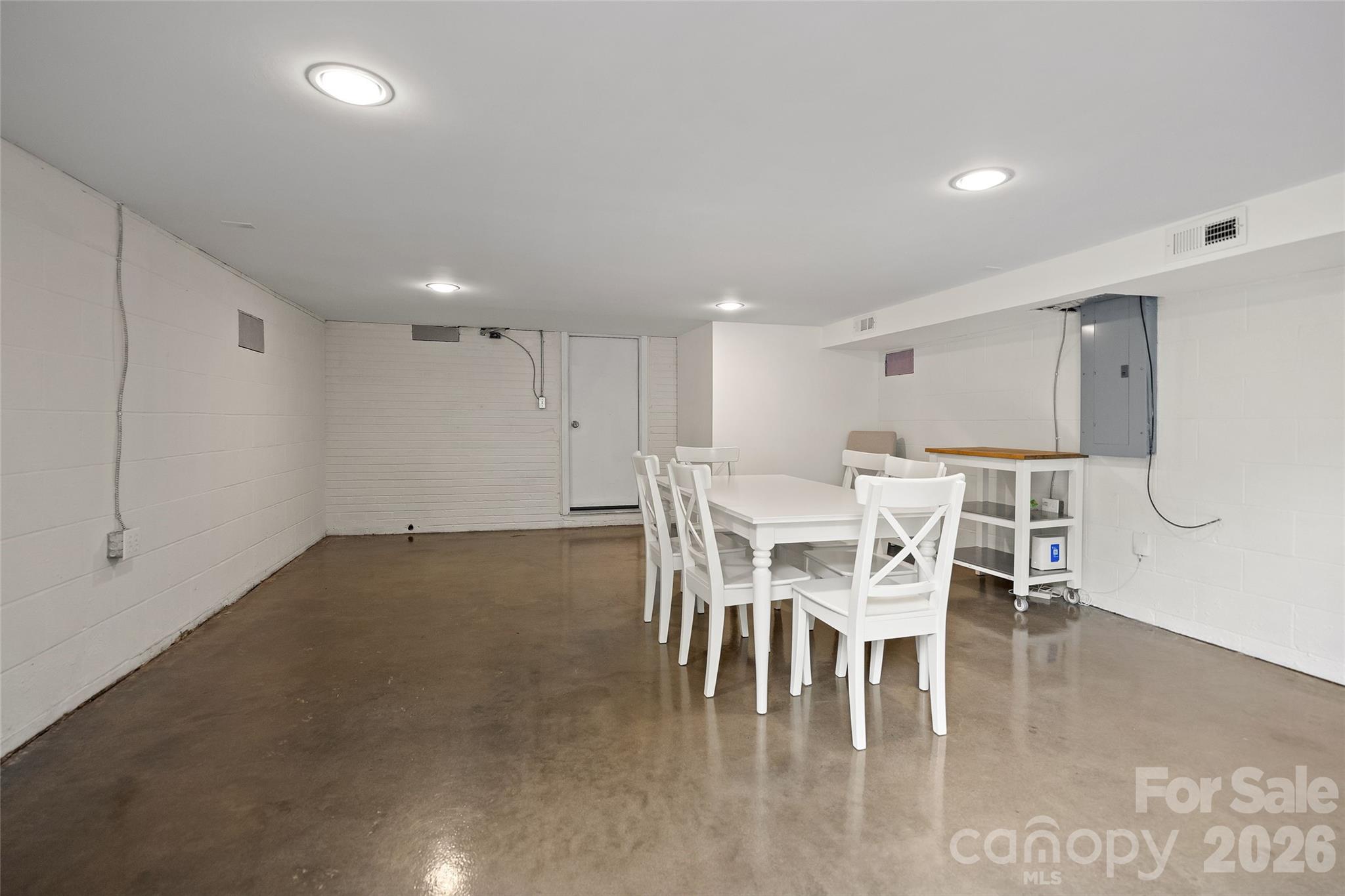 2215 Chatham Avenue — Charlotte
