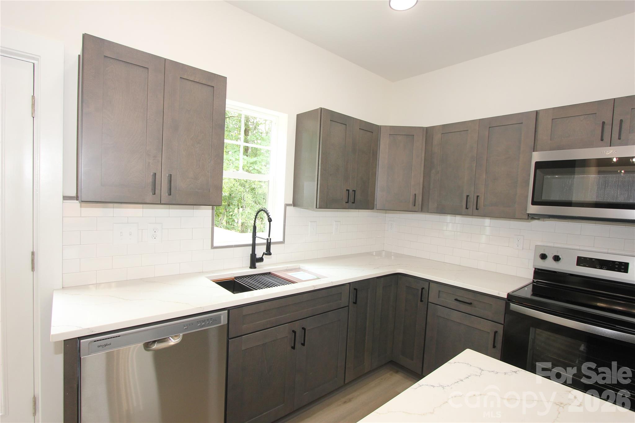 1074 Lyndsey Brook Court — Lincolnton