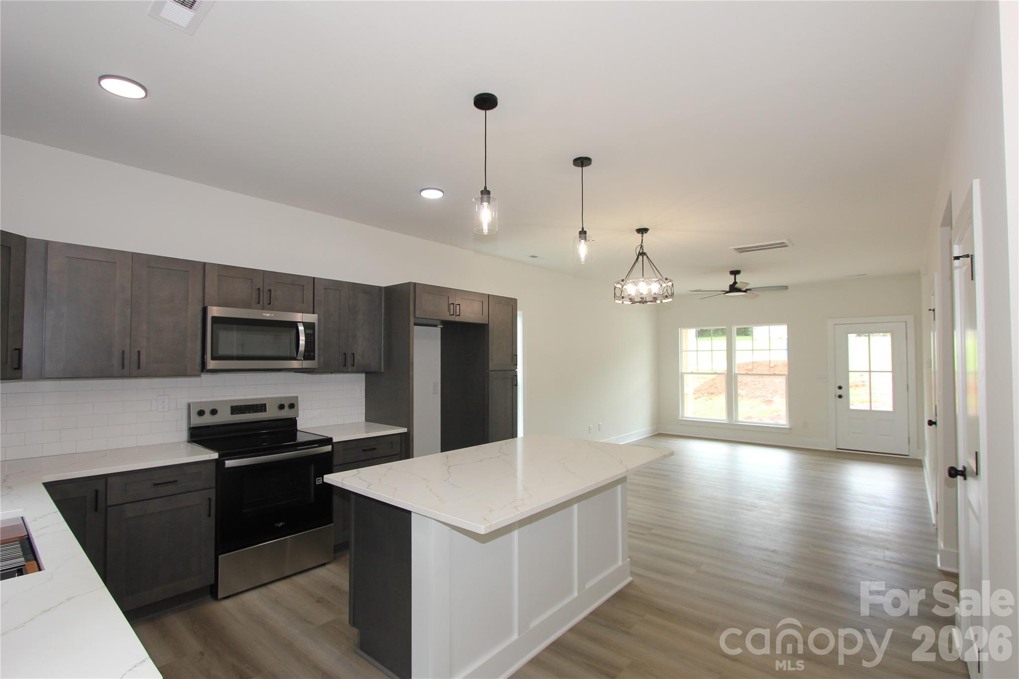 1074 Lyndsey Brook Court — Lincolnton
