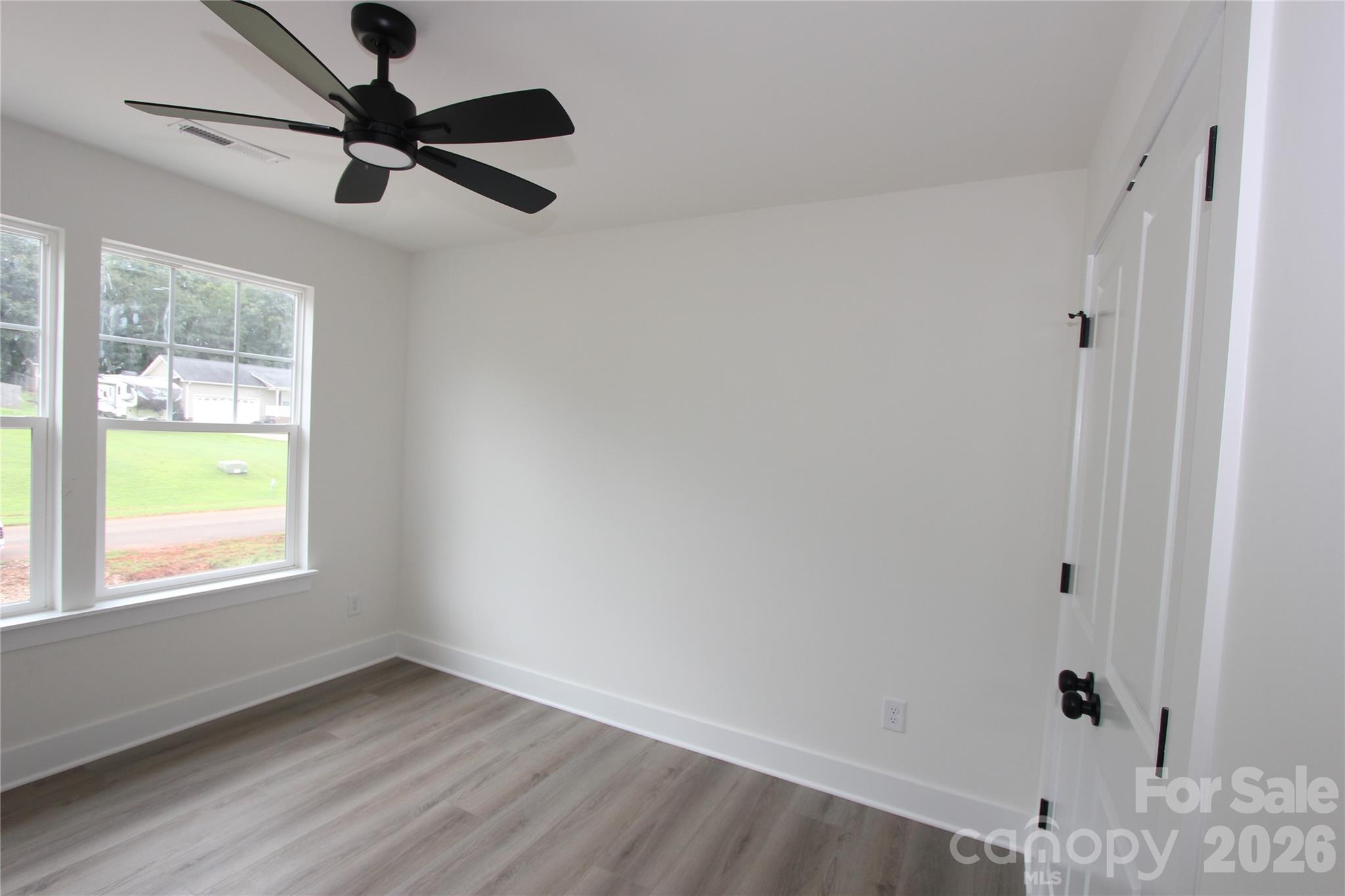 1074 Lyndsey Brook Court — Lincolnton