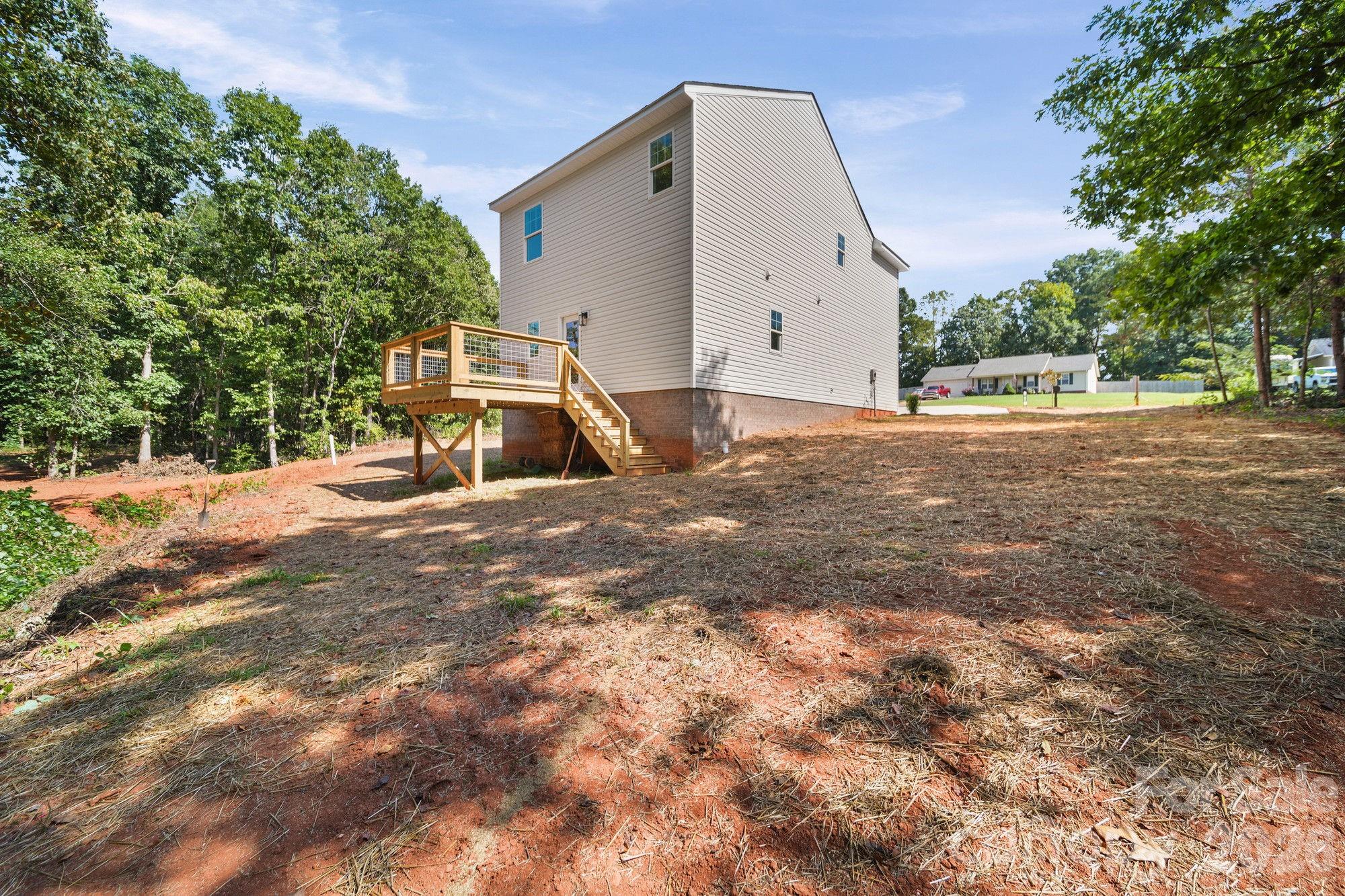 1074 Lyndsey Brook Court — Lincolnton