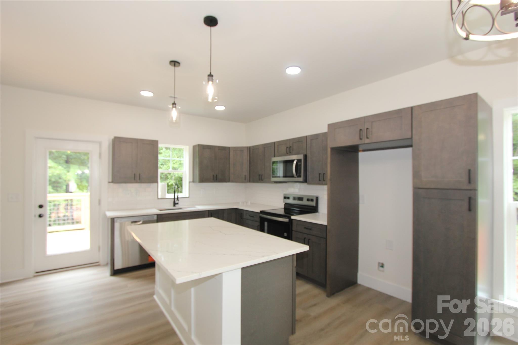 1074 Lyndsey Brook Court — Lincolnton