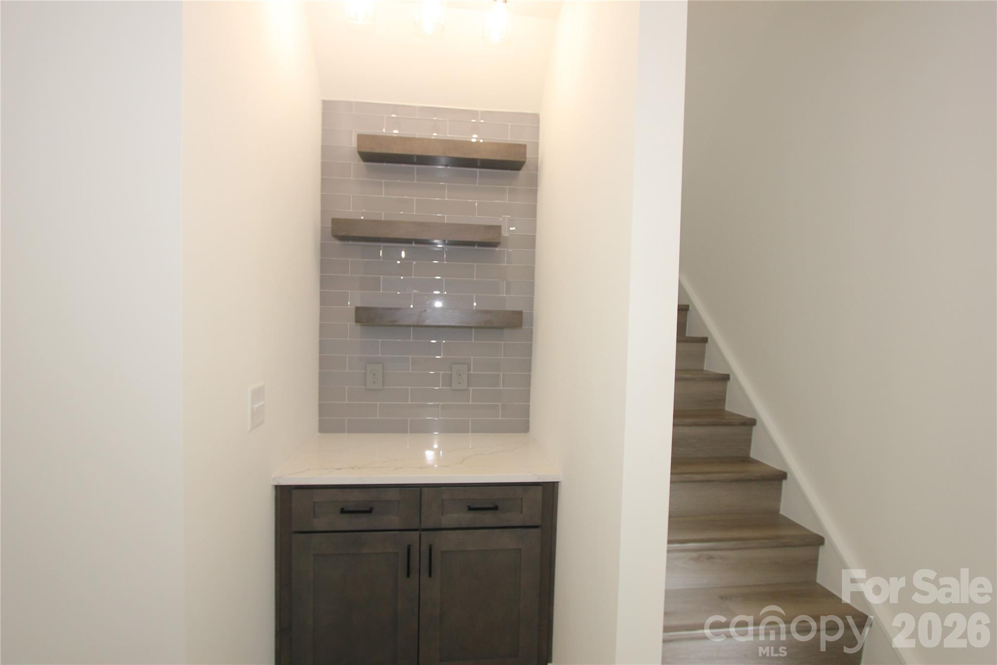 1074 Lyndsey Brook Court — Lincolnton