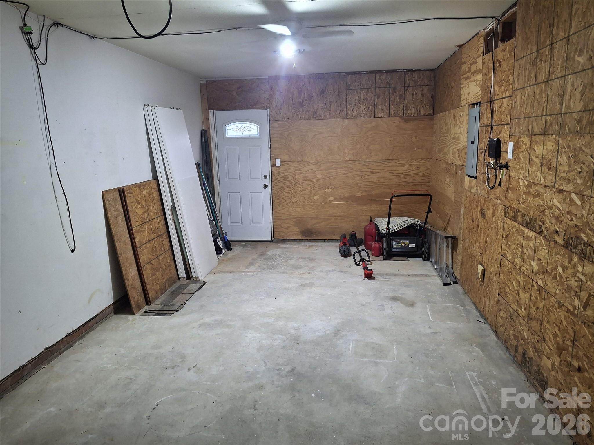 204 Scottlynn Drive — Asheville