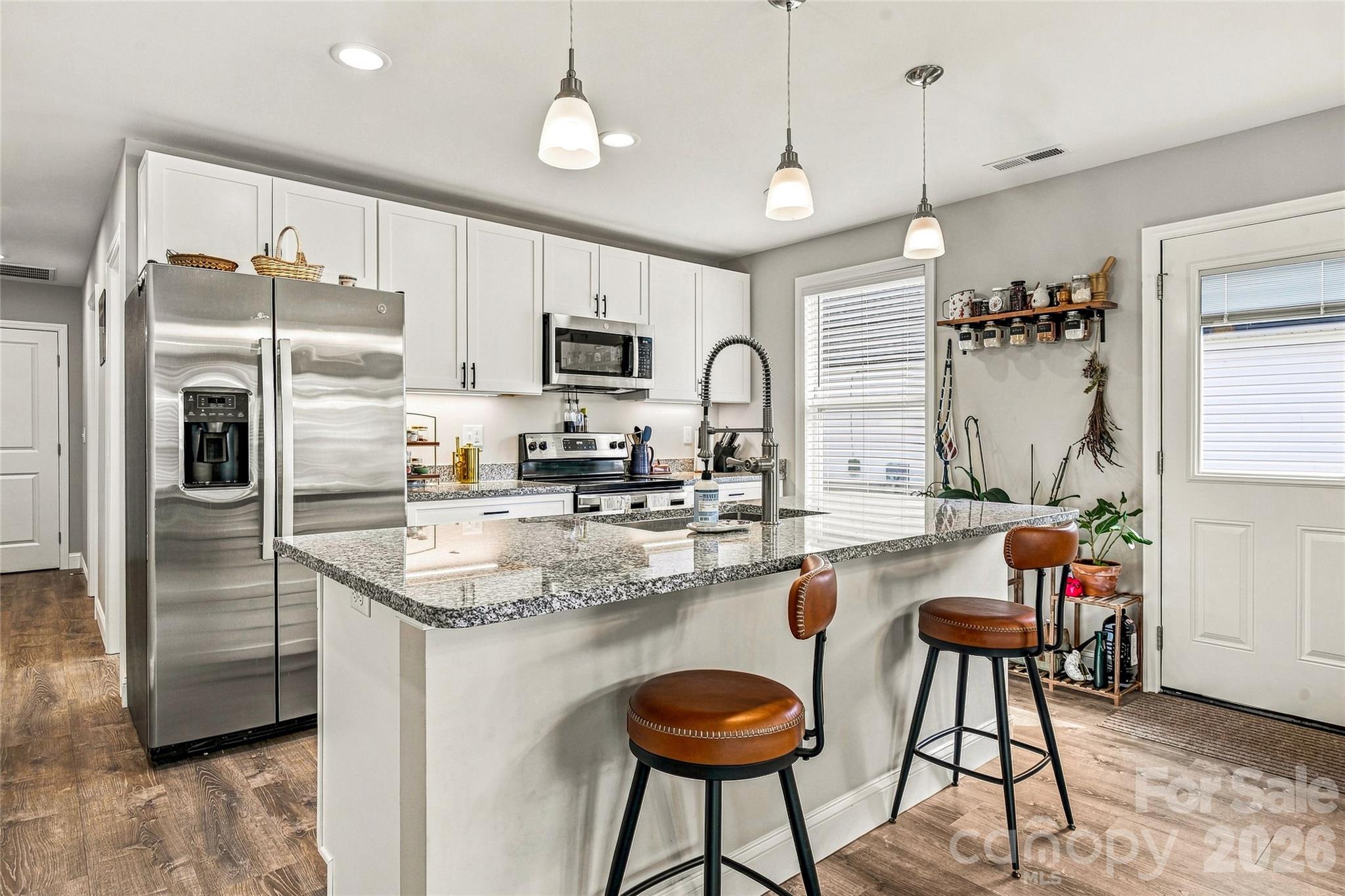 619 Edgewood Avenue — Hendersonville