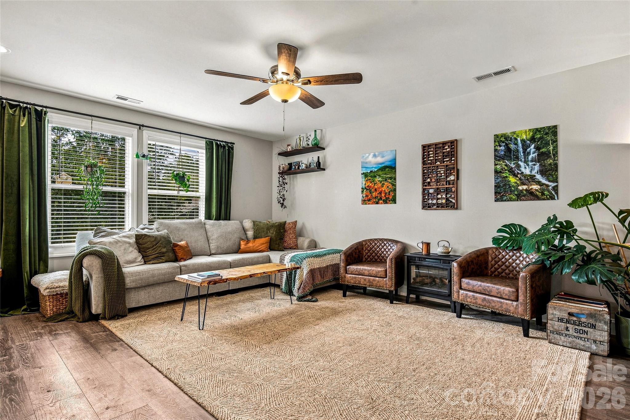 619 Edgewood Avenue — Hendersonville
