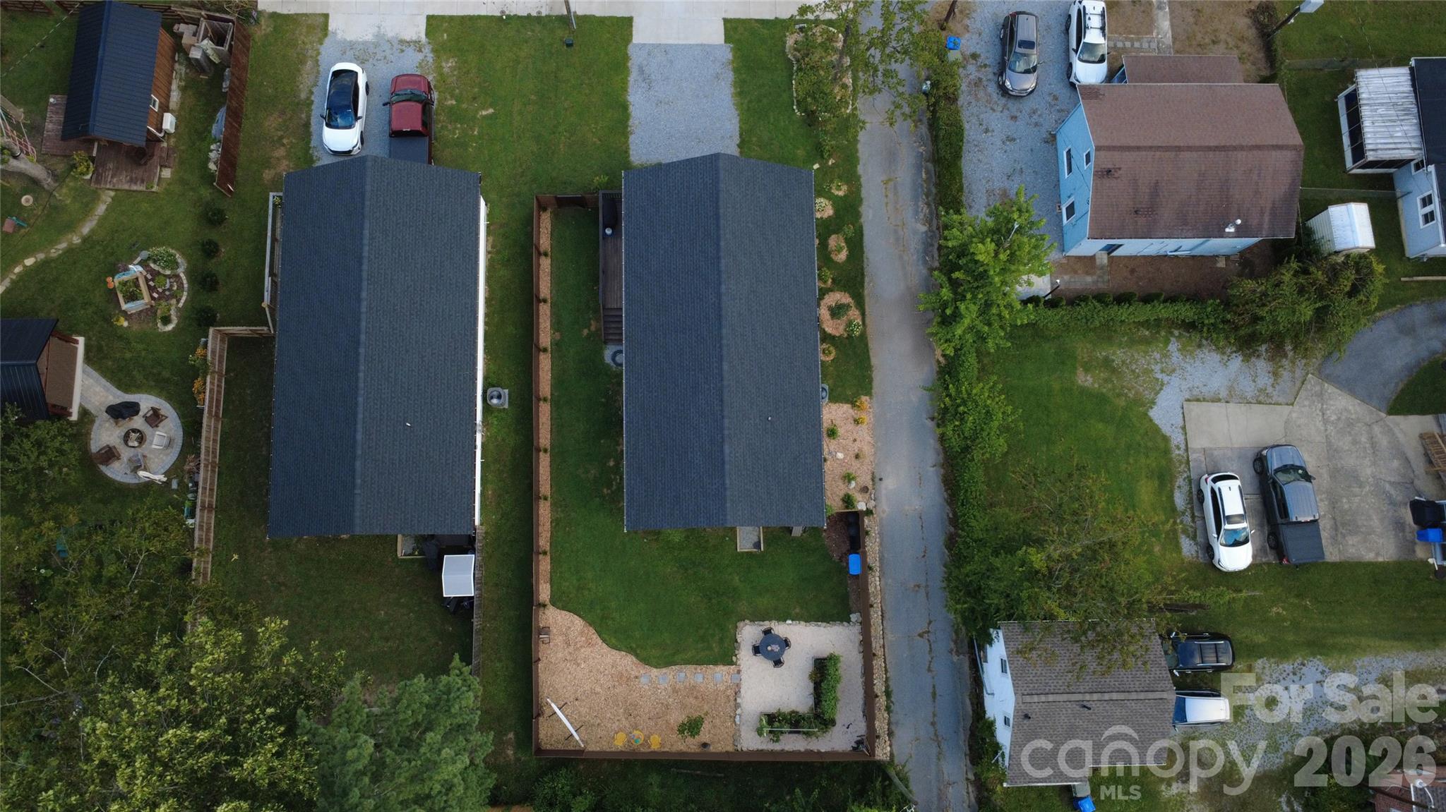 619 Edgewood Avenue — Hendersonville