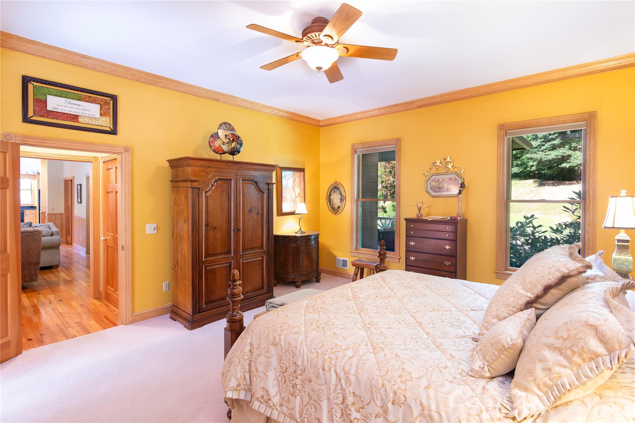 832 Asheville Highway — Sylva
