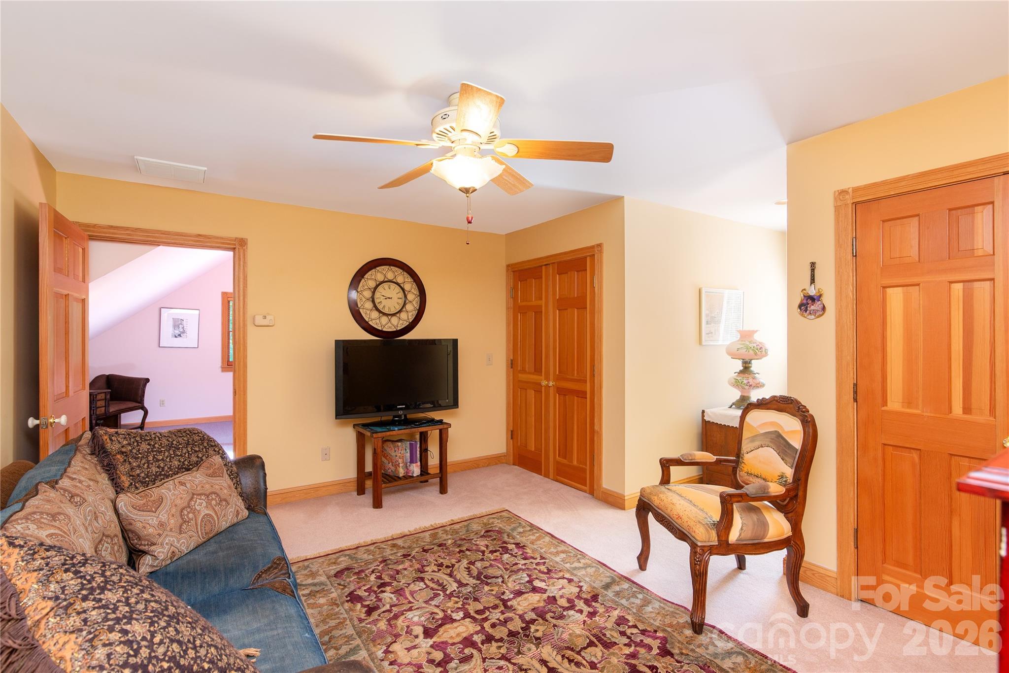 832 Asheville Highway — Sylva