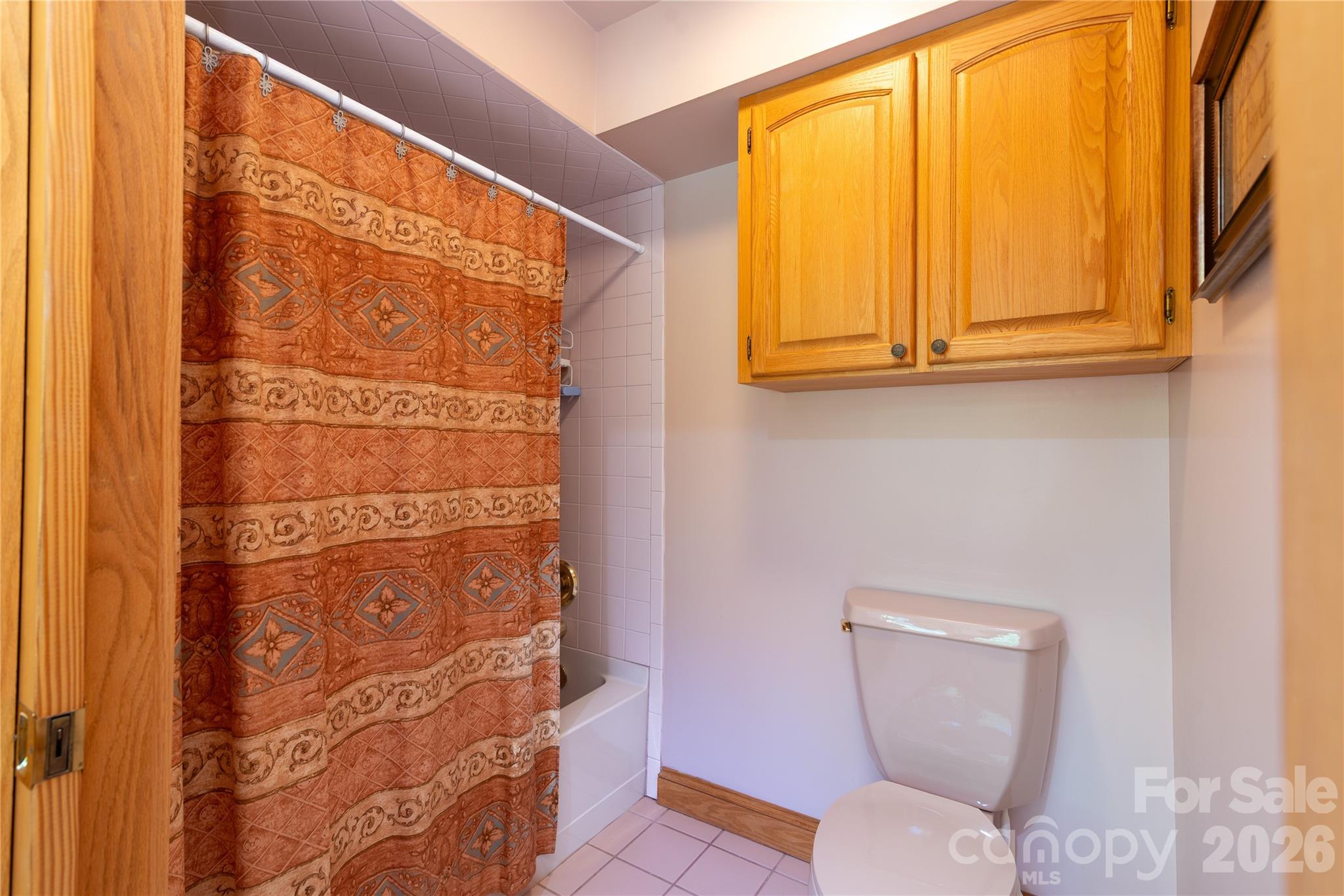 832 Asheville Highway — Sylva