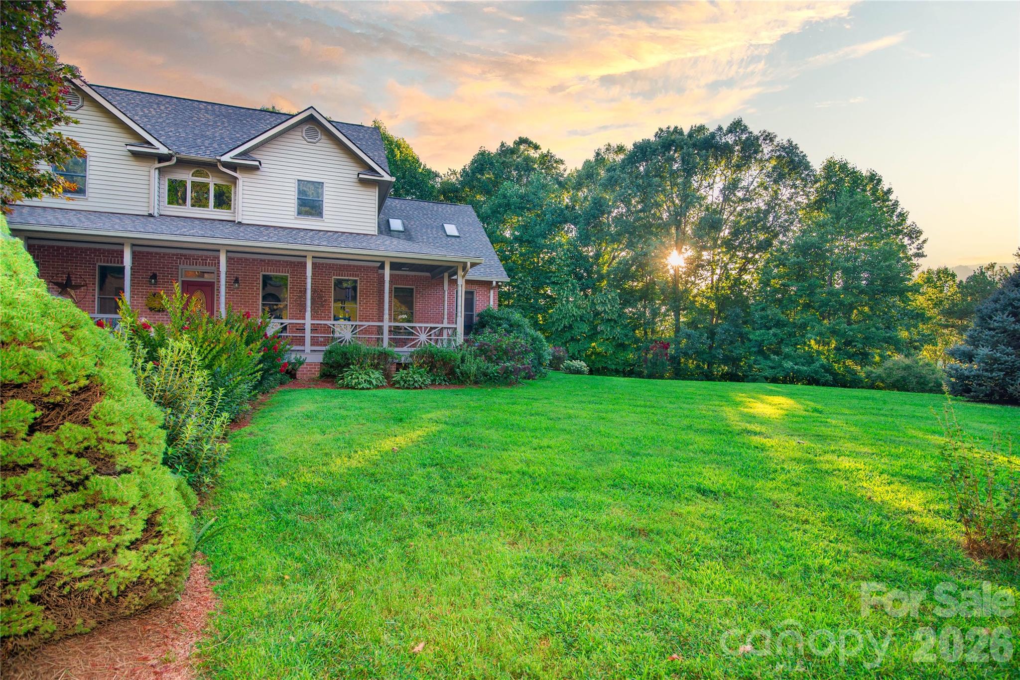 832 Asheville Highway — Sylva