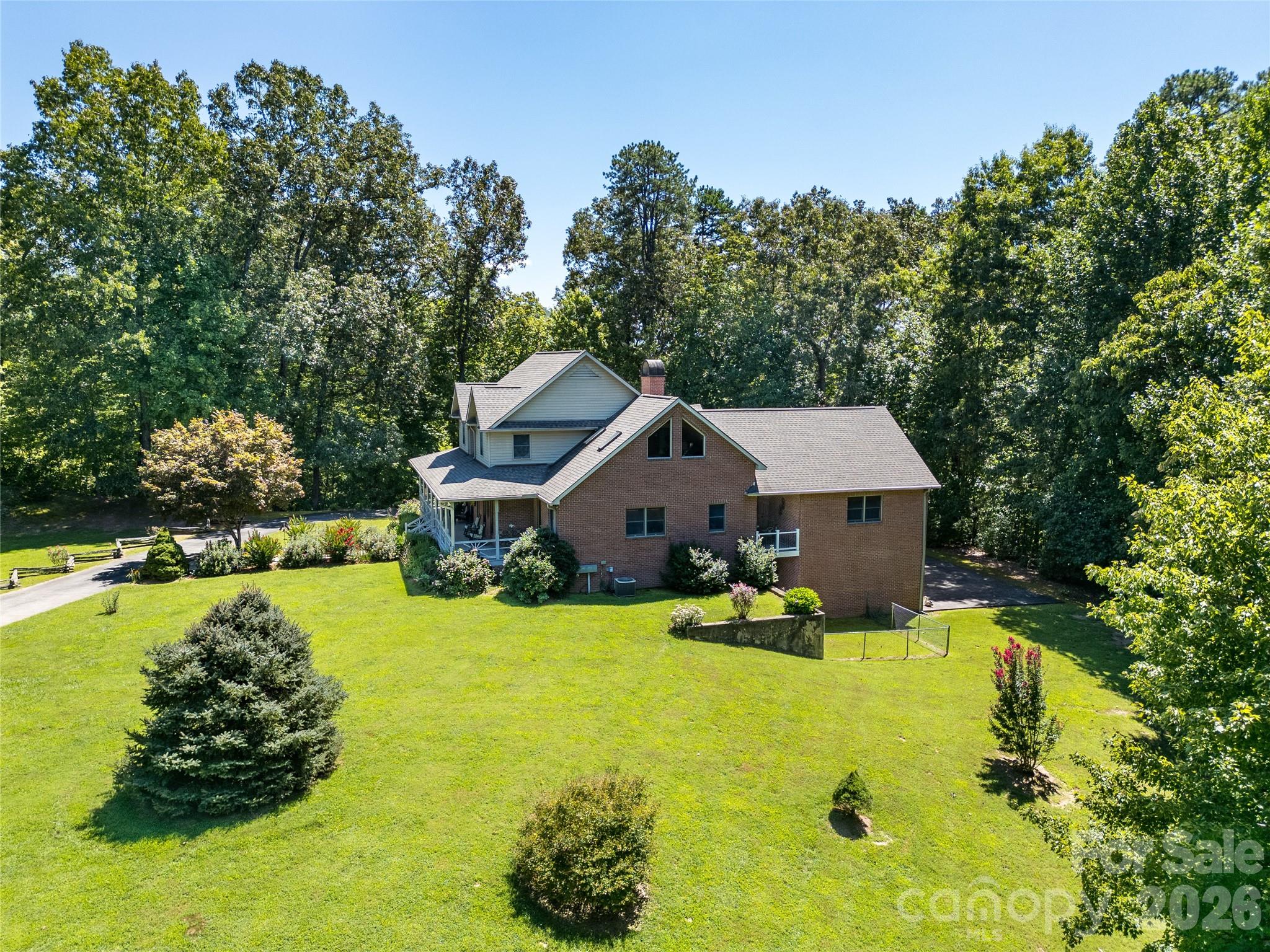 832 Asheville Highway — Sylva