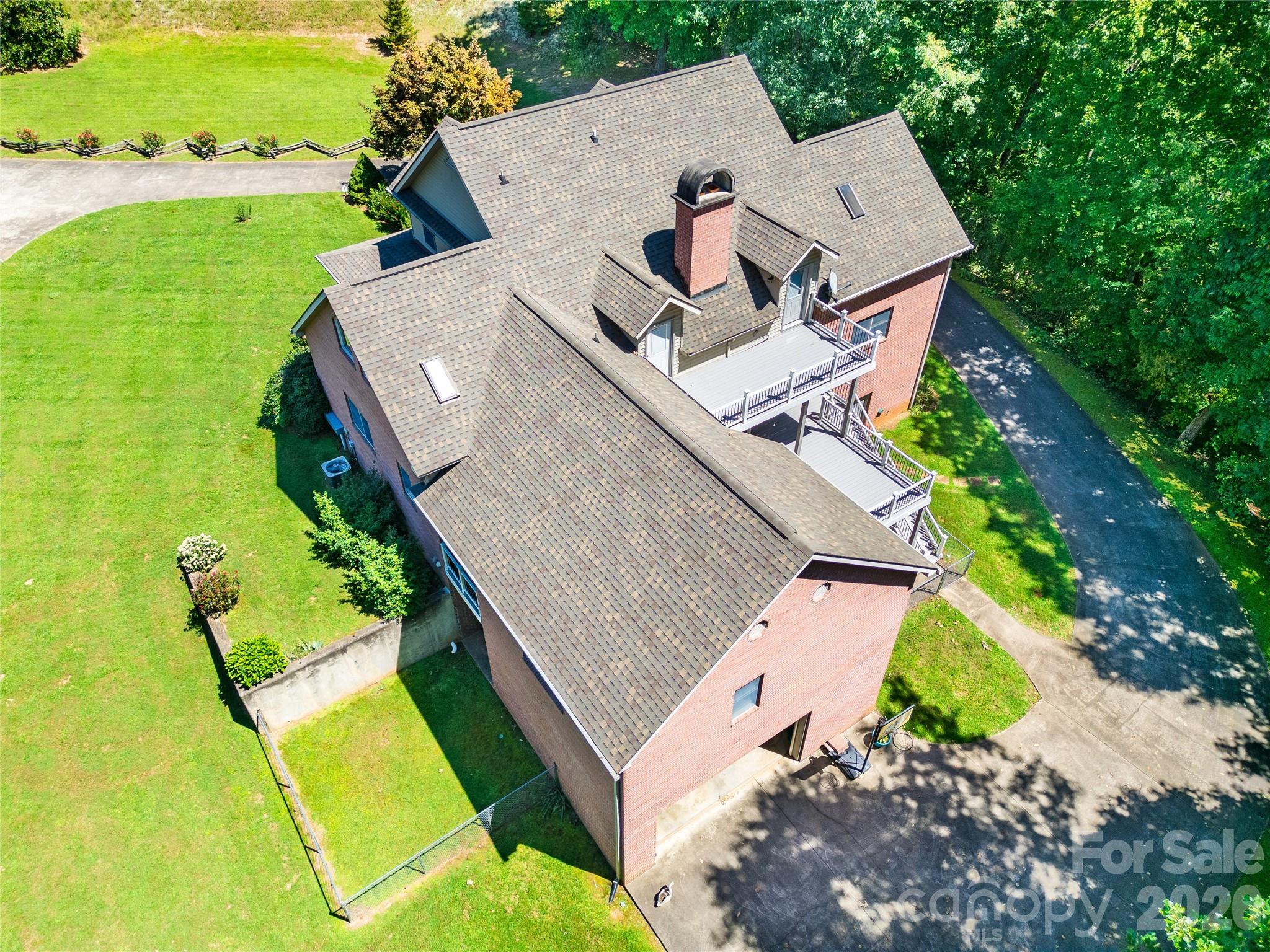 832 Asheville Highway — Sylva