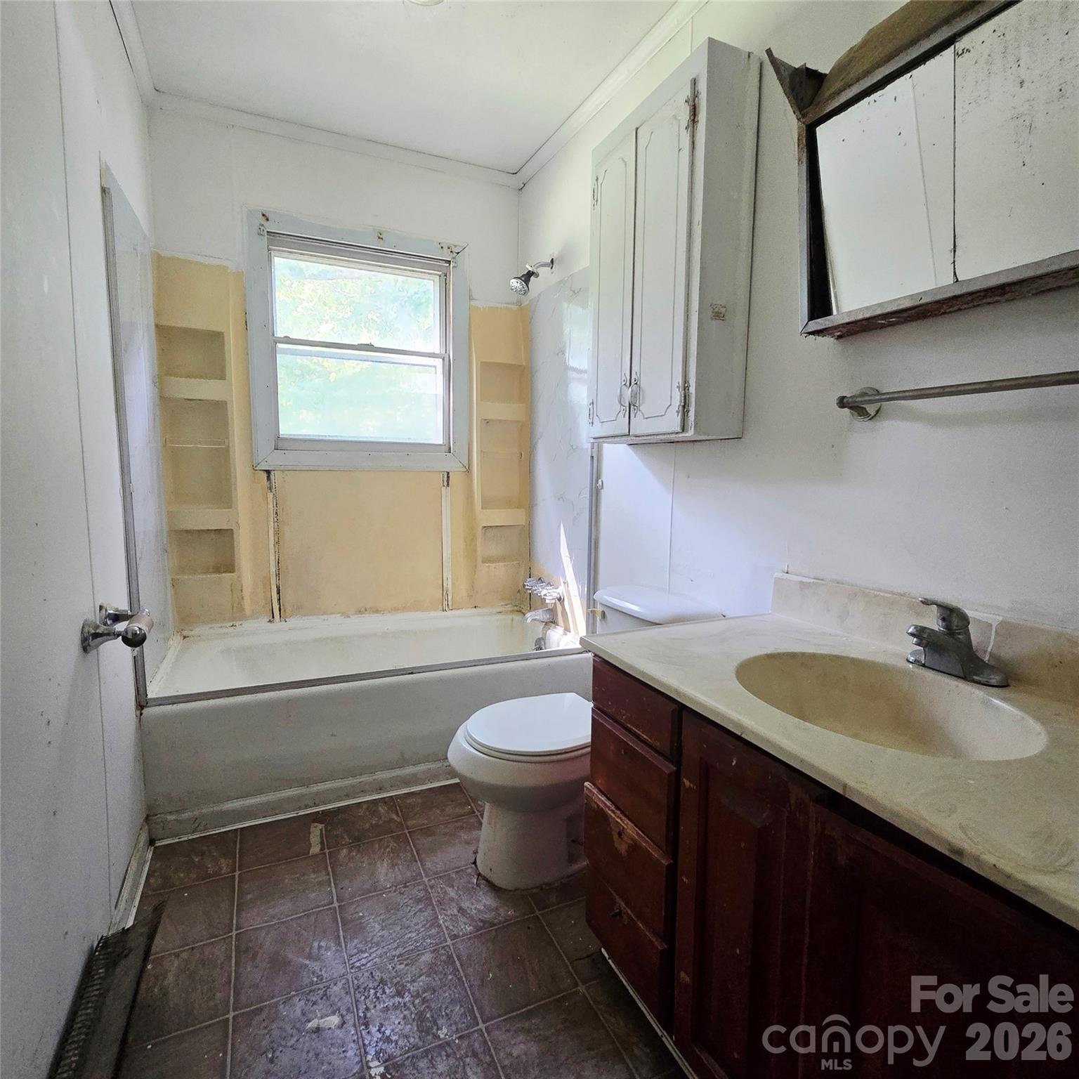 230 W Presnell Street — Asheboro