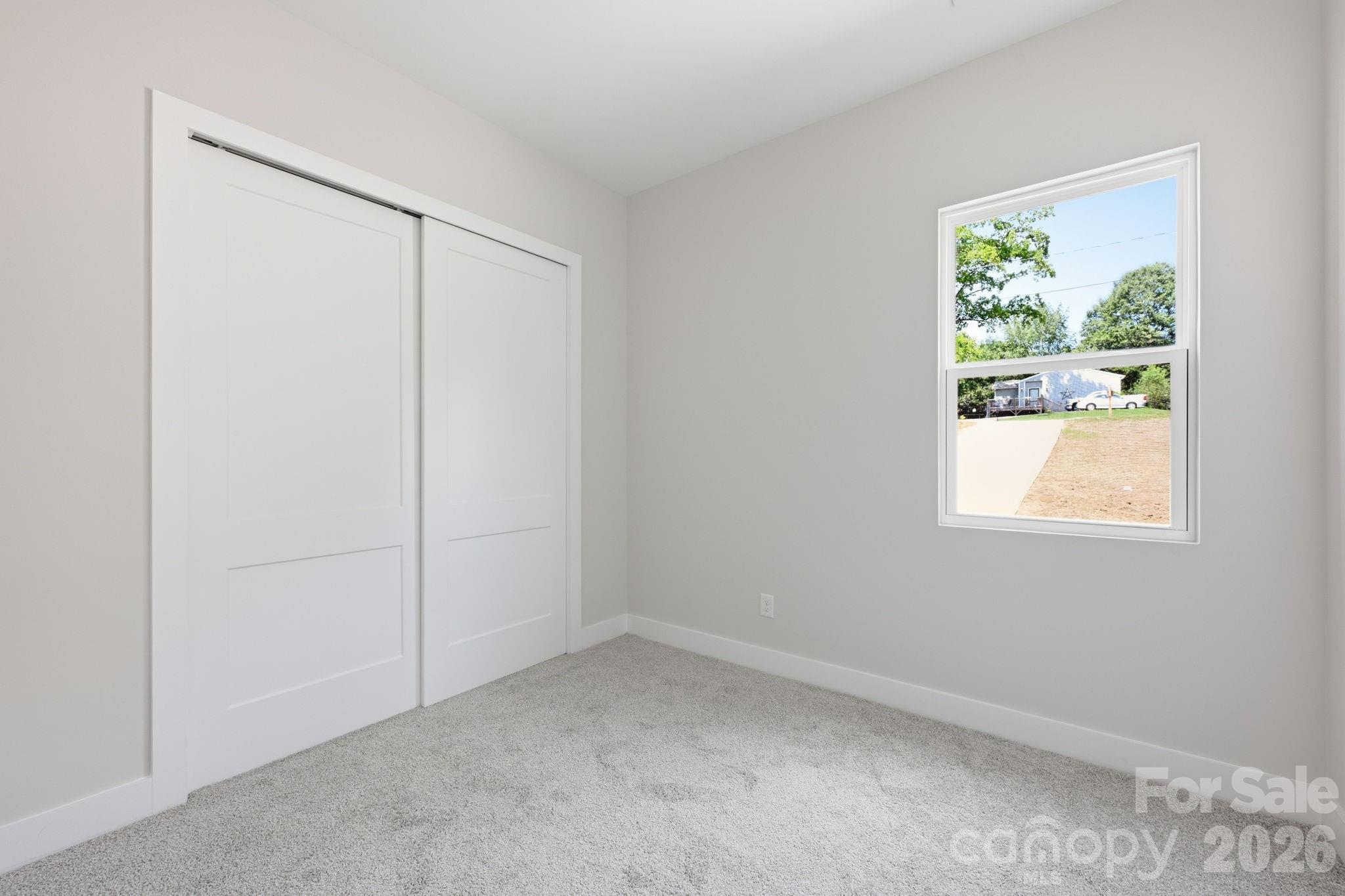 1515 Robin Road — Newton