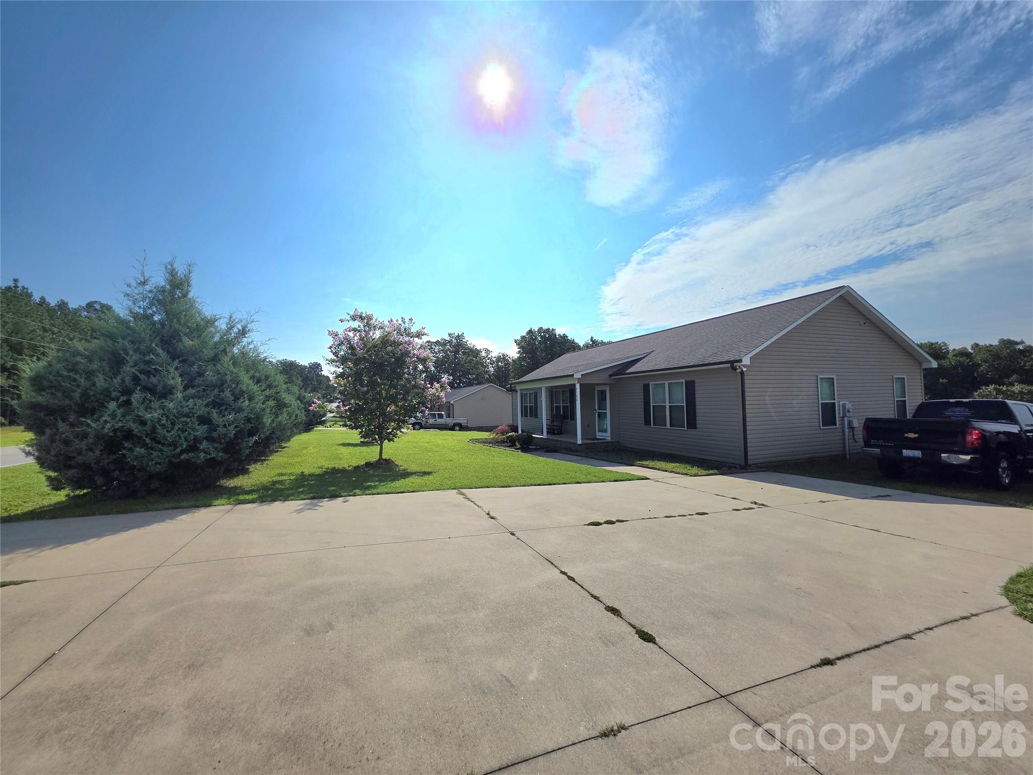 2780 Buffalo Shoals Road — Lincolnton