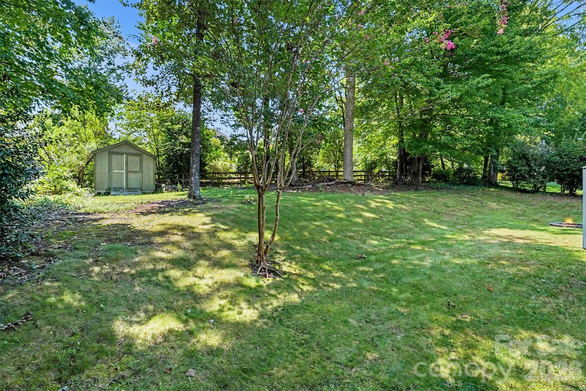 8202 Stevens Mill Road — Matthews