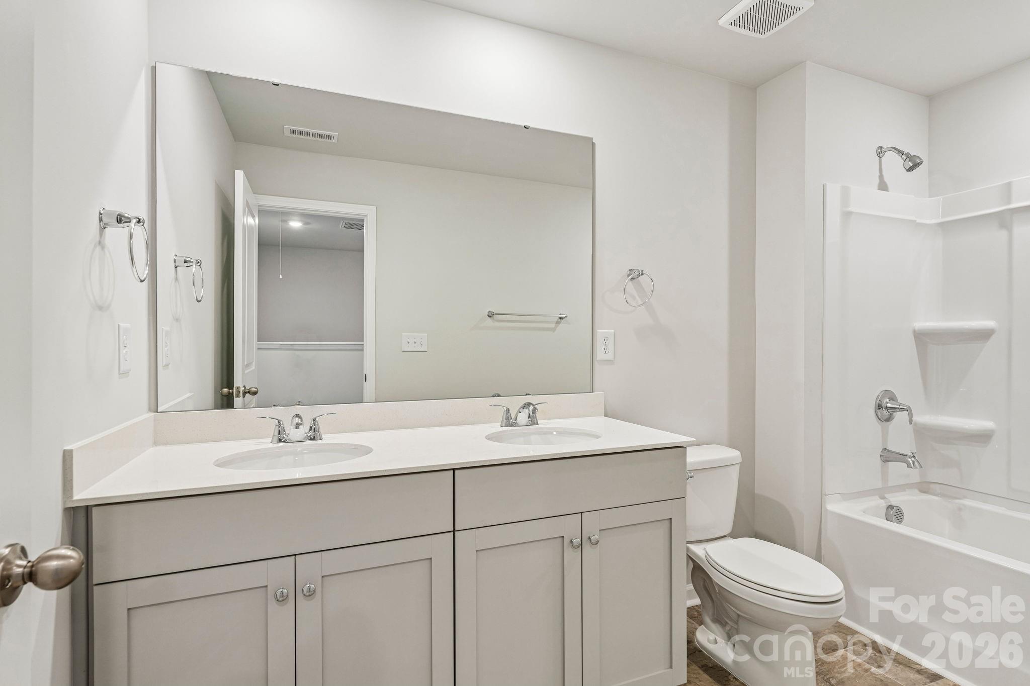 4633 Green Drake Drive #29 — Charlotte