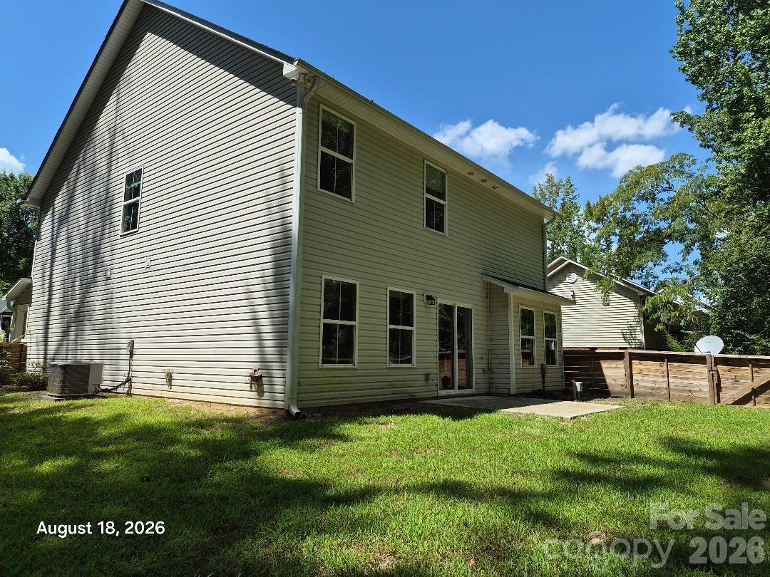 2173 Country Club Drive — Lancaster