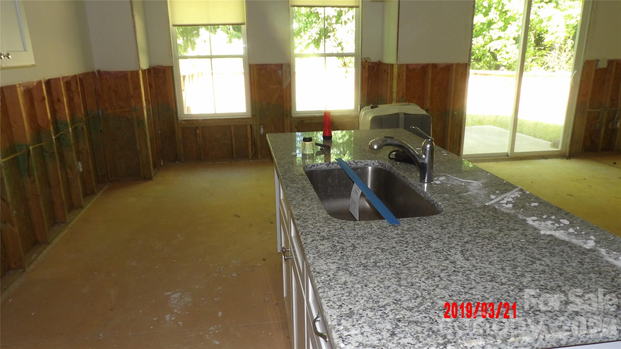 2173 Country Club Drive — Lancaster