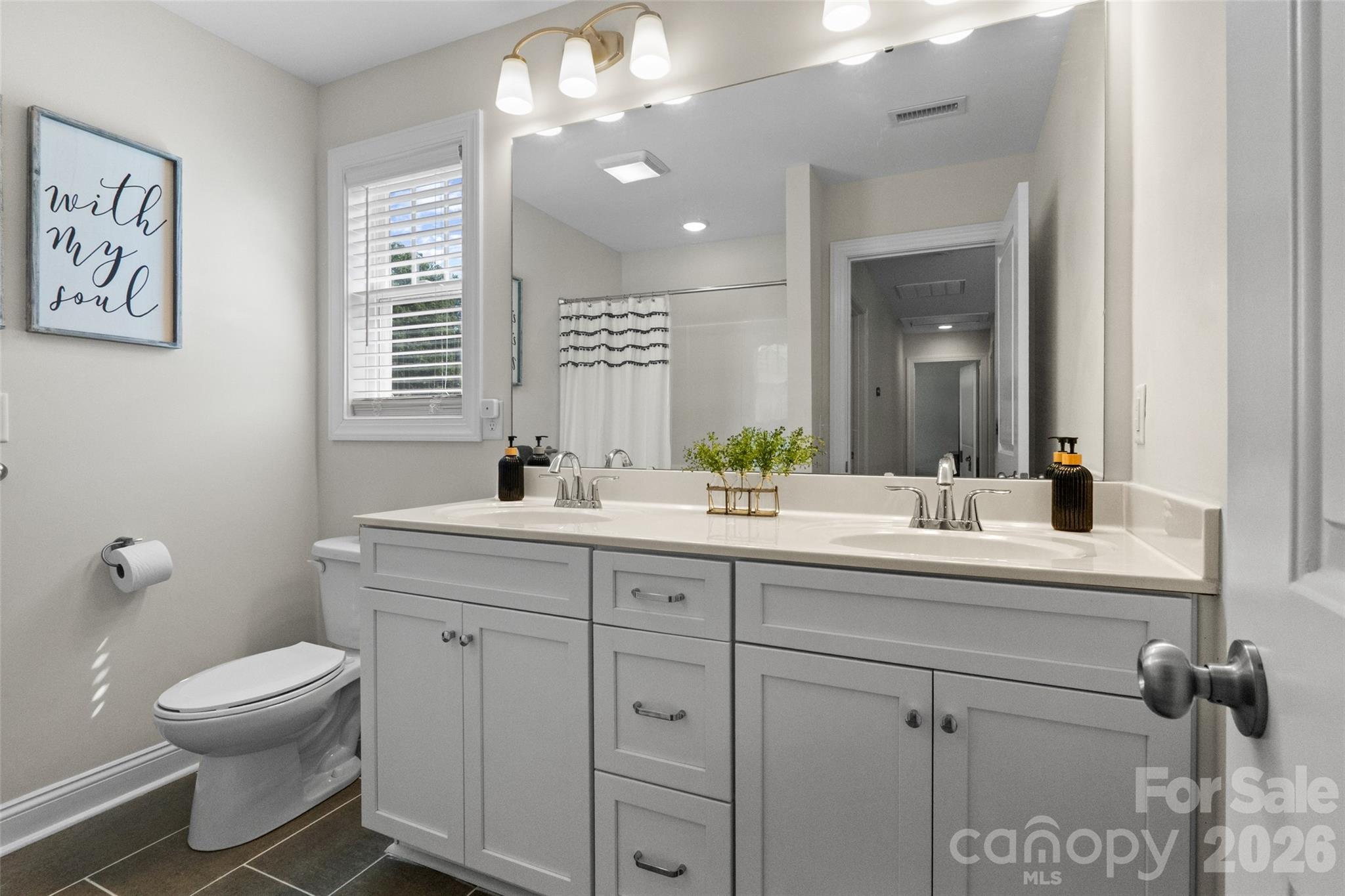 1215 Robinhood Lane — Kannapolis