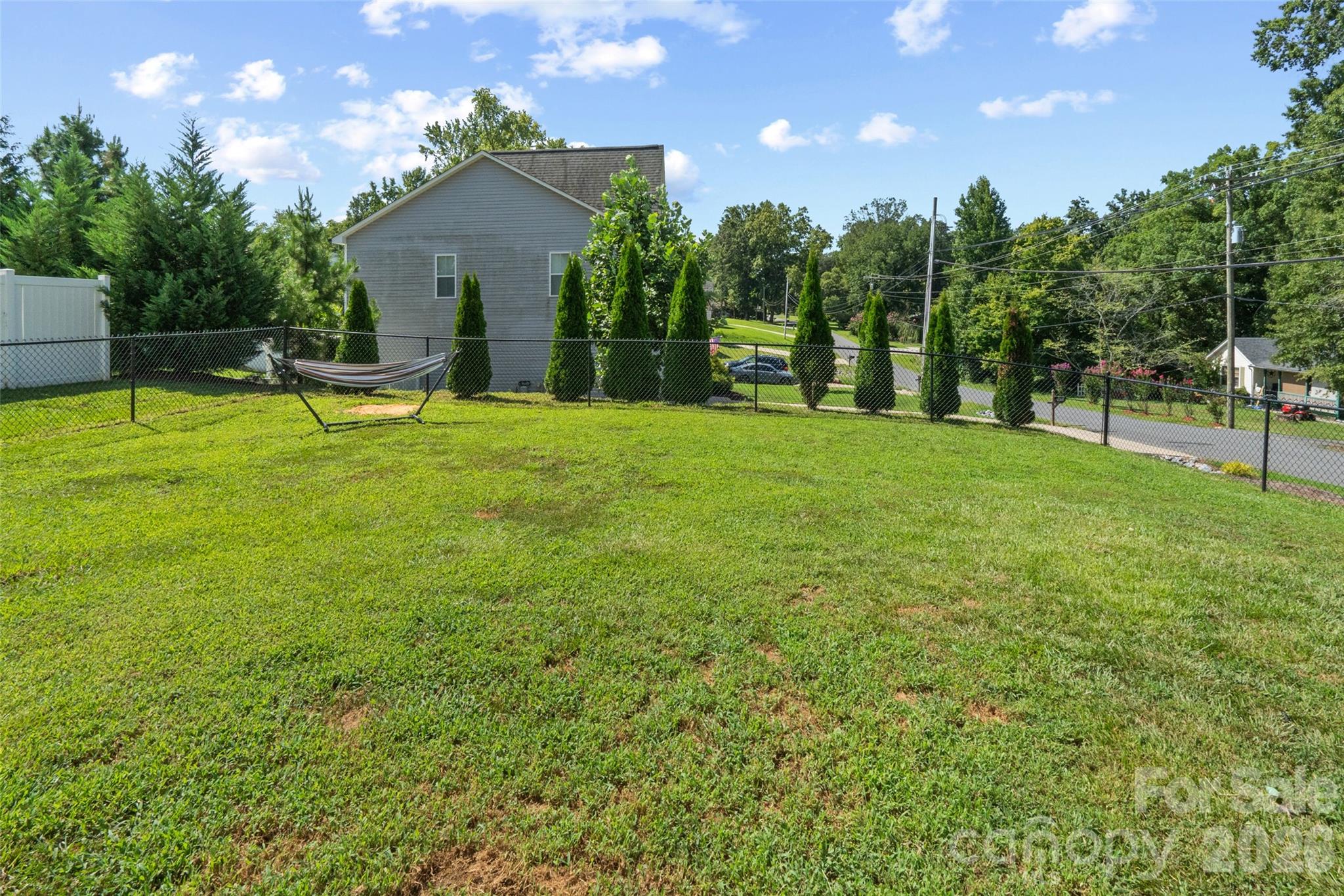 1215 Robinhood Lane — Kannapolis
