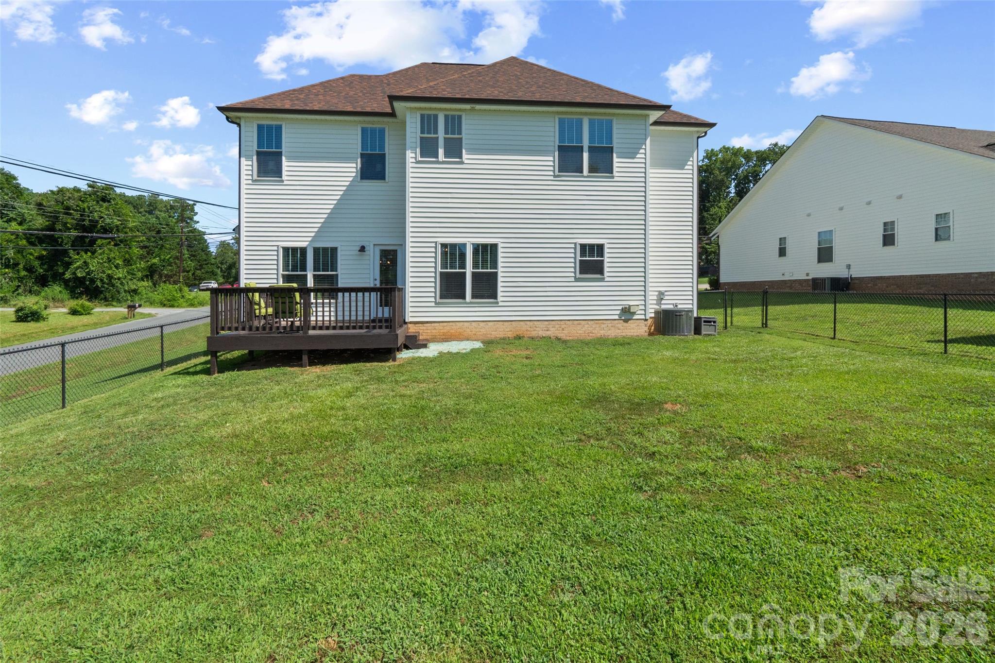 1215 Robinhood Lane — Kannapolis