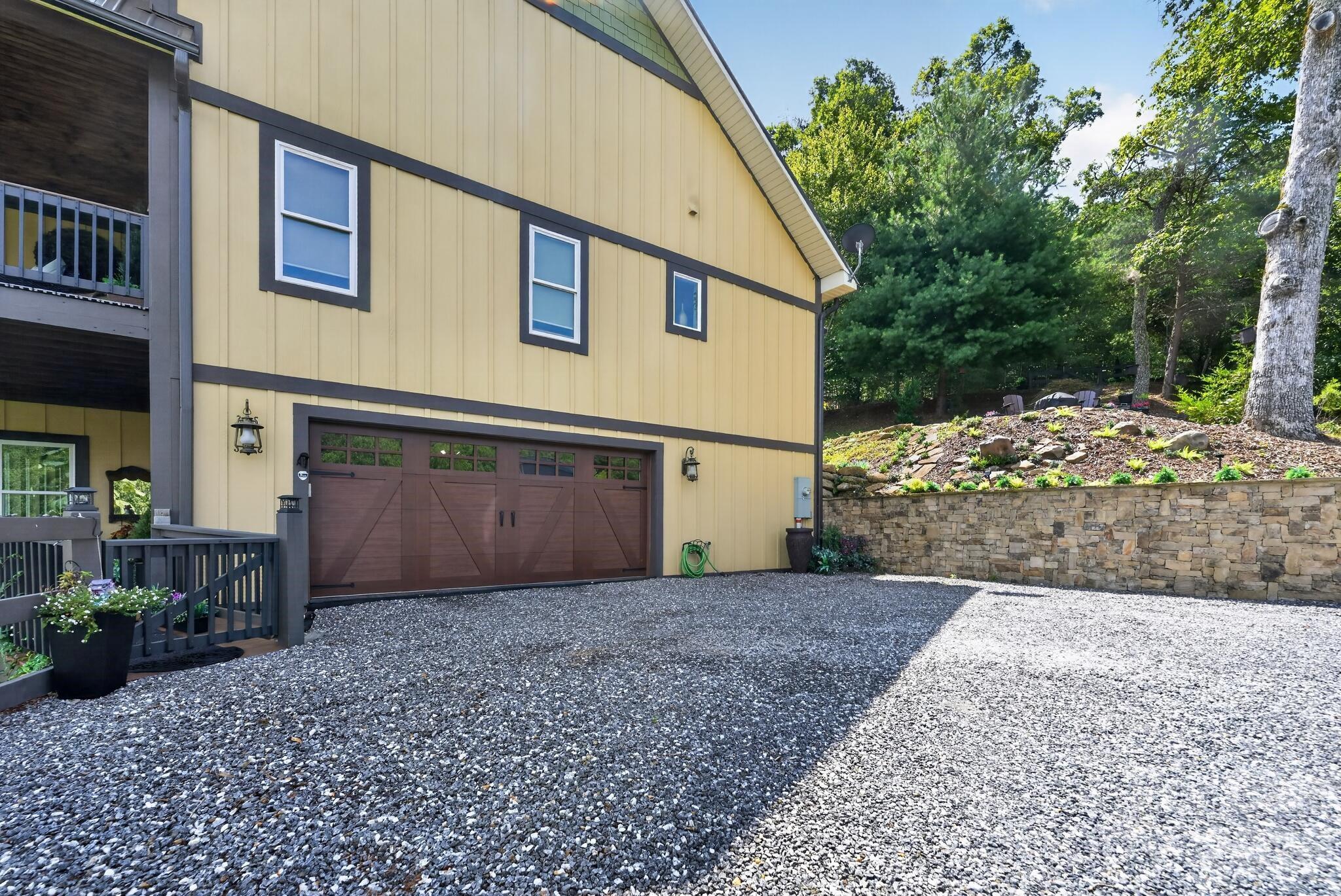 100 Brookstone Mountain Trail — Franklin